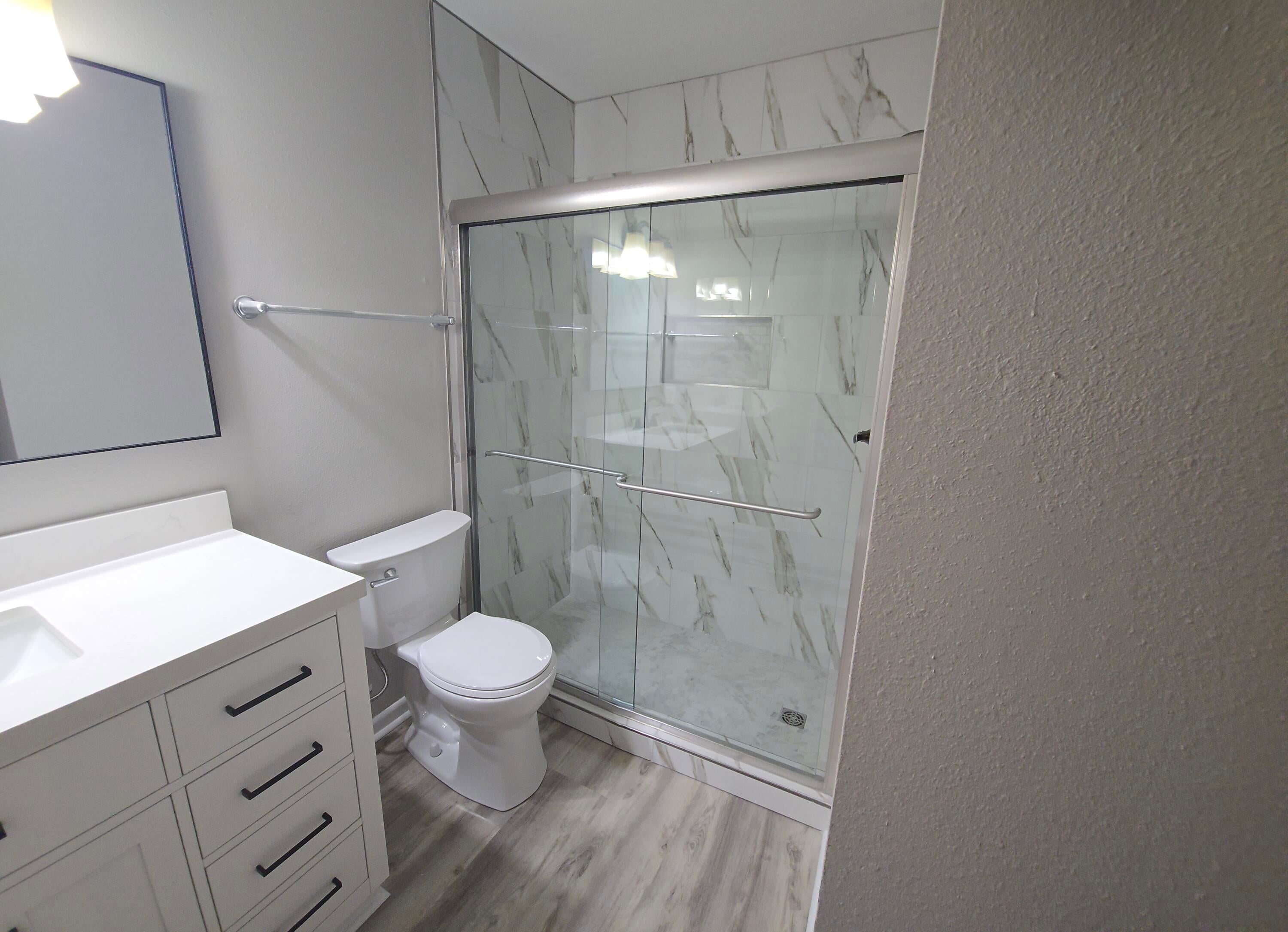PORT DIXIE - Residential Lease