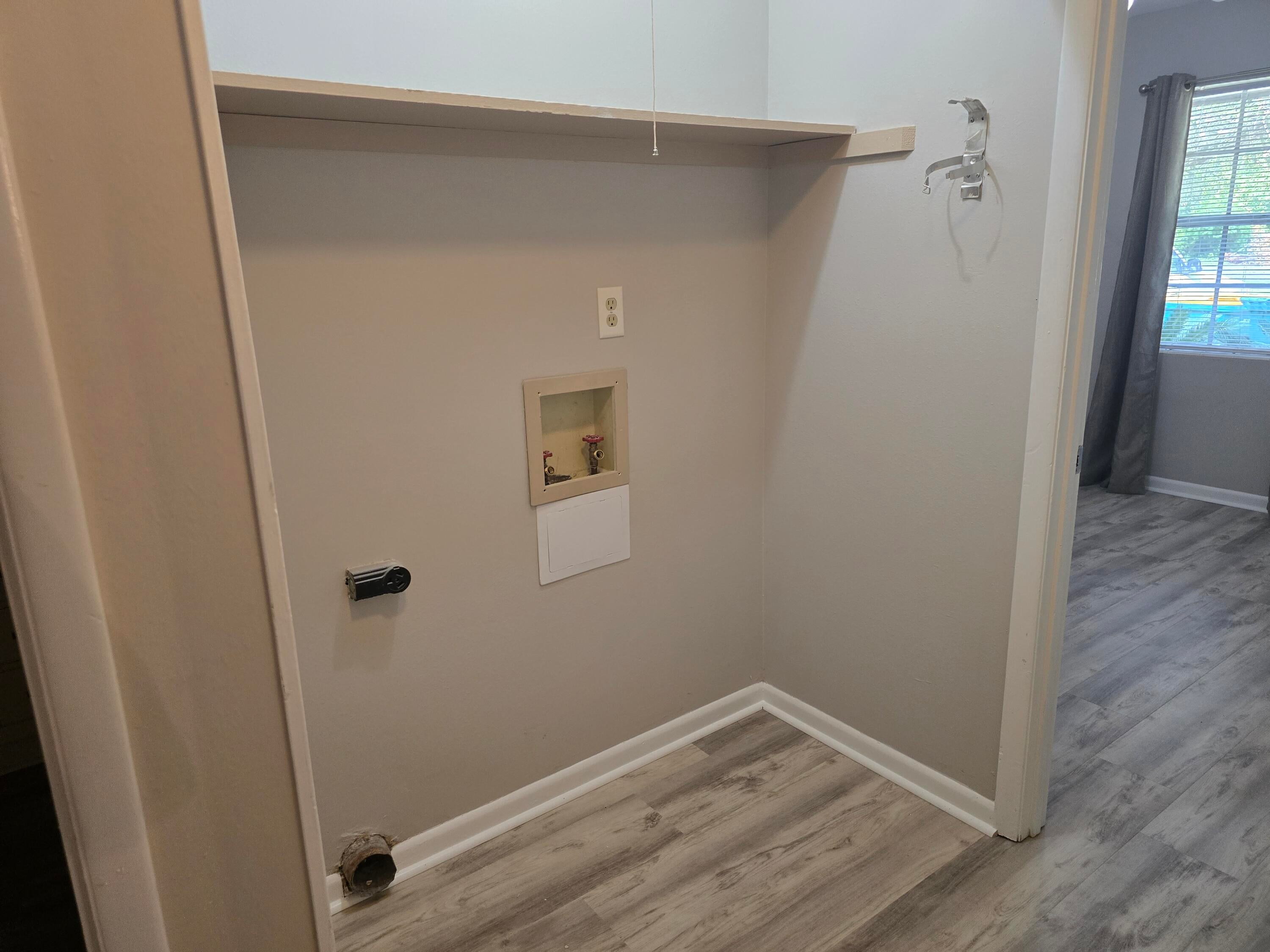 PORT DIXIE - Residential Lease