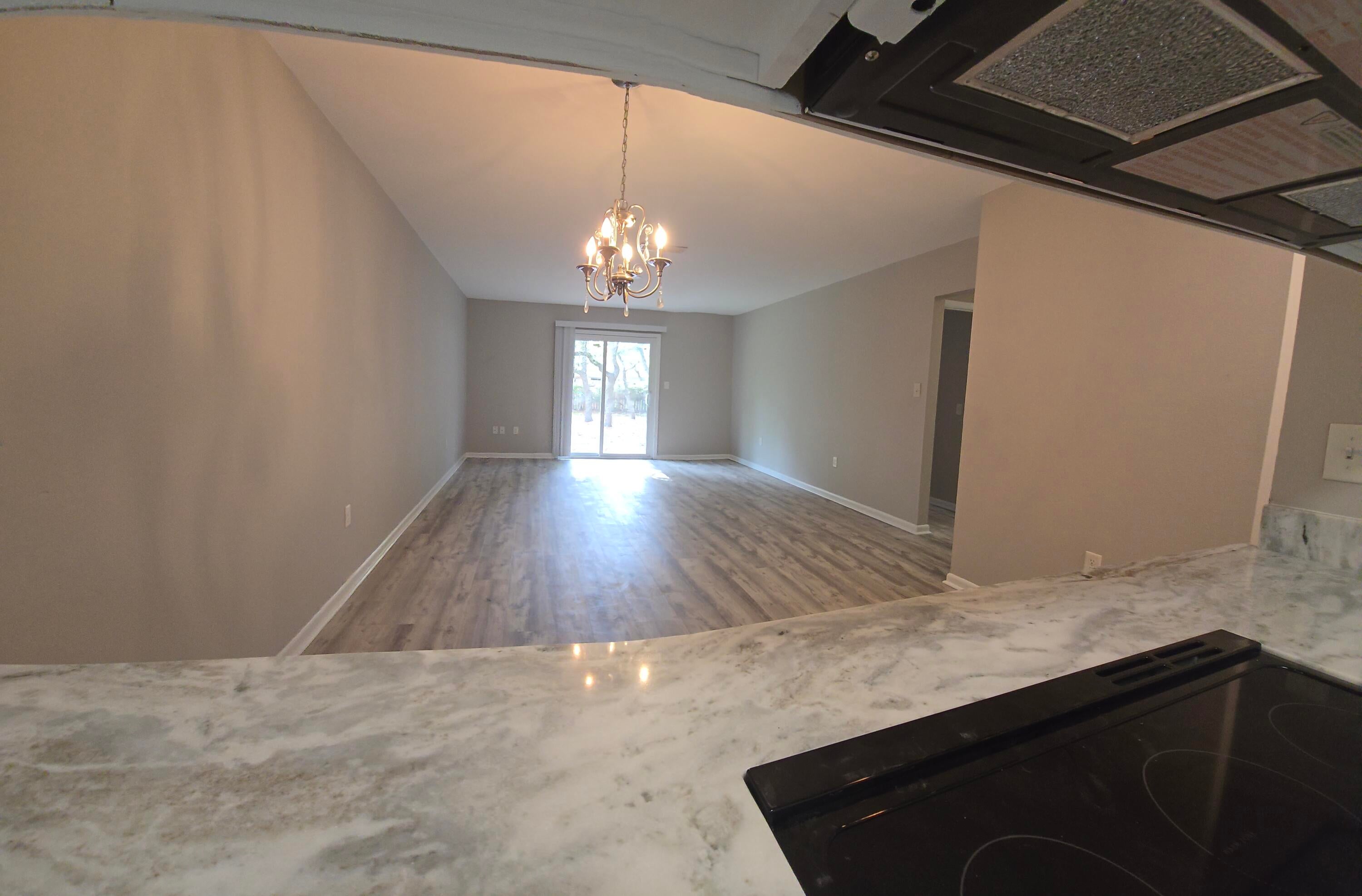 PORT DIXIE - Residential Lease