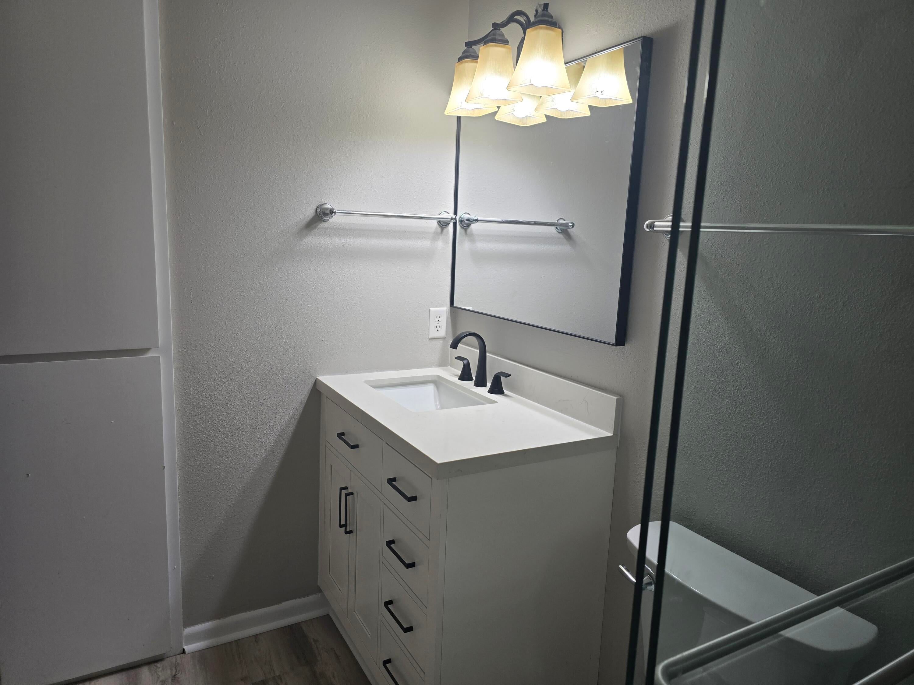 PORT DIXIE - Residential Lease