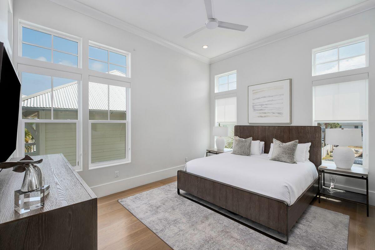 GULF SHORE MANOR - Residential