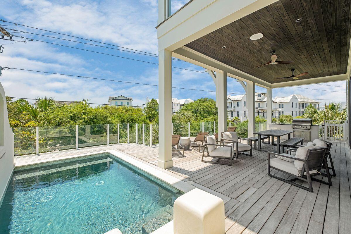 GULF SHORE MANOR - Residential