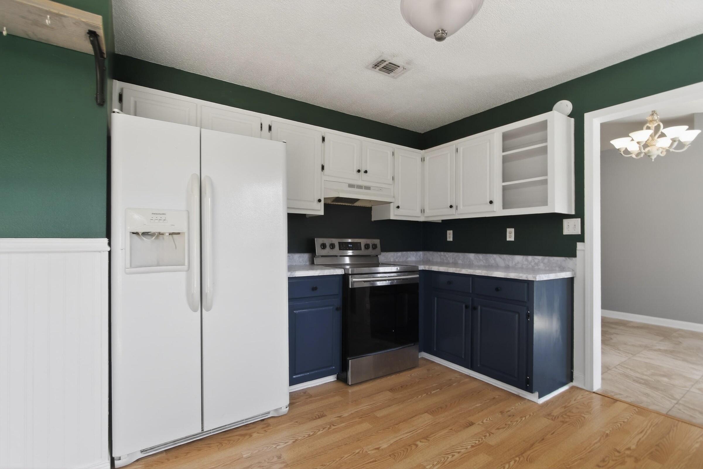 CORONADO VILLAGE PH 2 - Residential Lease
