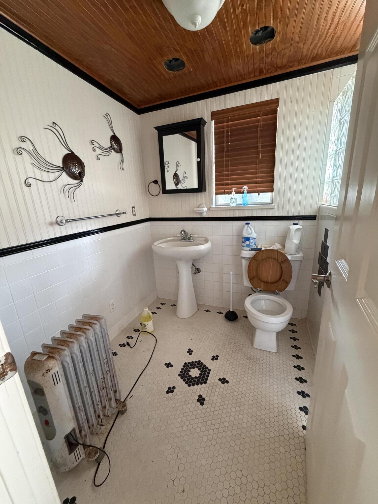CALHOUN S/D TO DESTIN - Residential