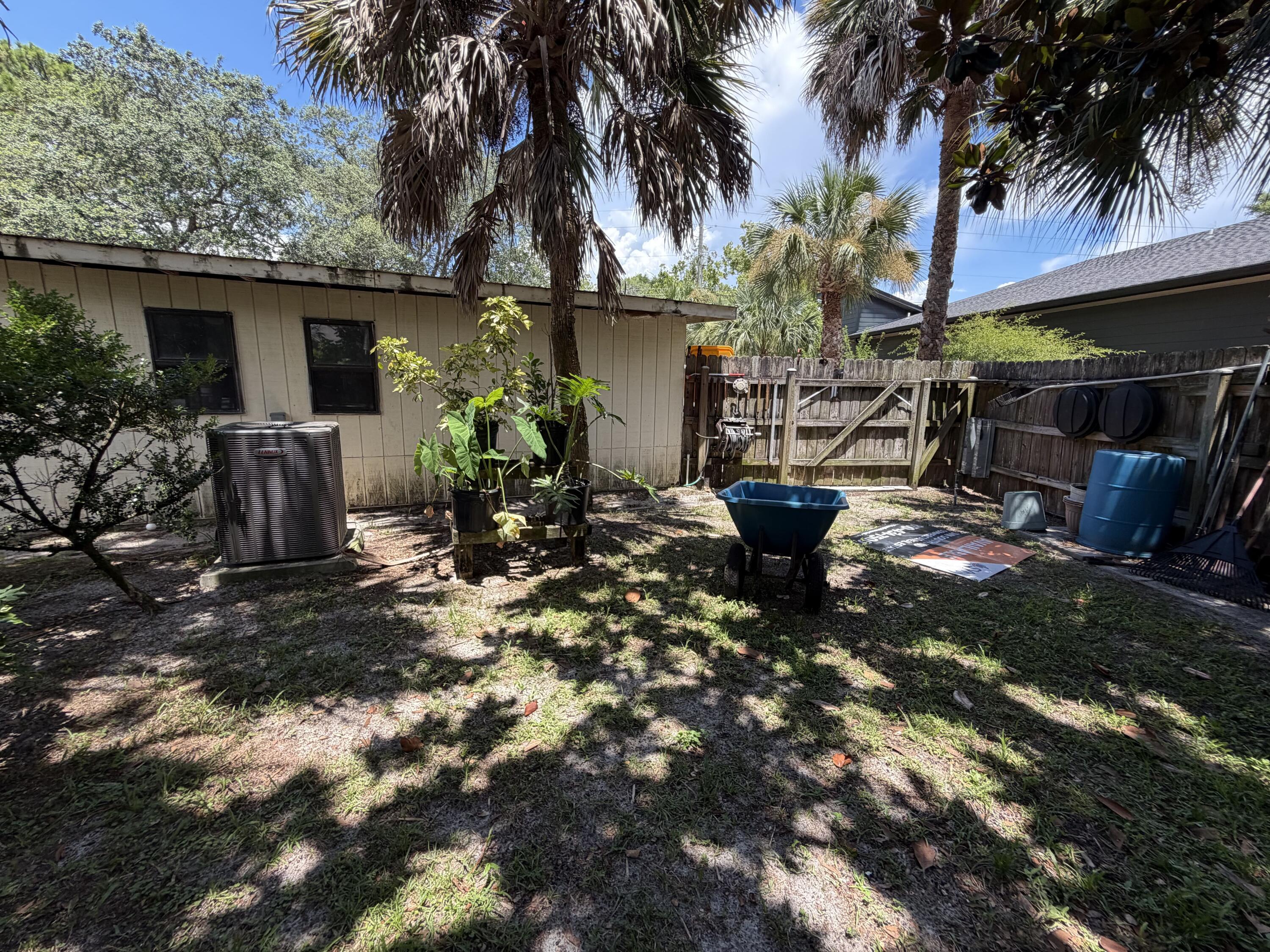 CALHOUN S/D TO DESTIN - Residential