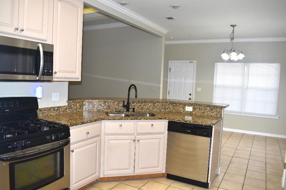 METES & BOUNDS - Residential Lease