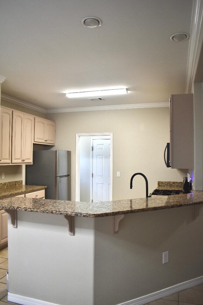 METES & BOUNDS - Residential Lease