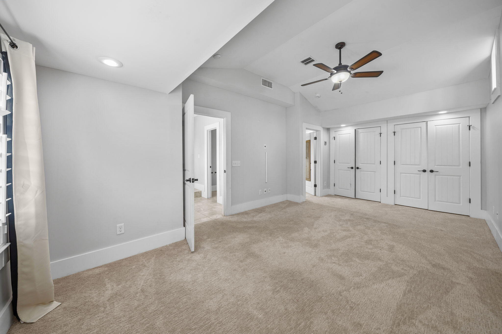 COVE TERRACE 1ST ADDN - Residential