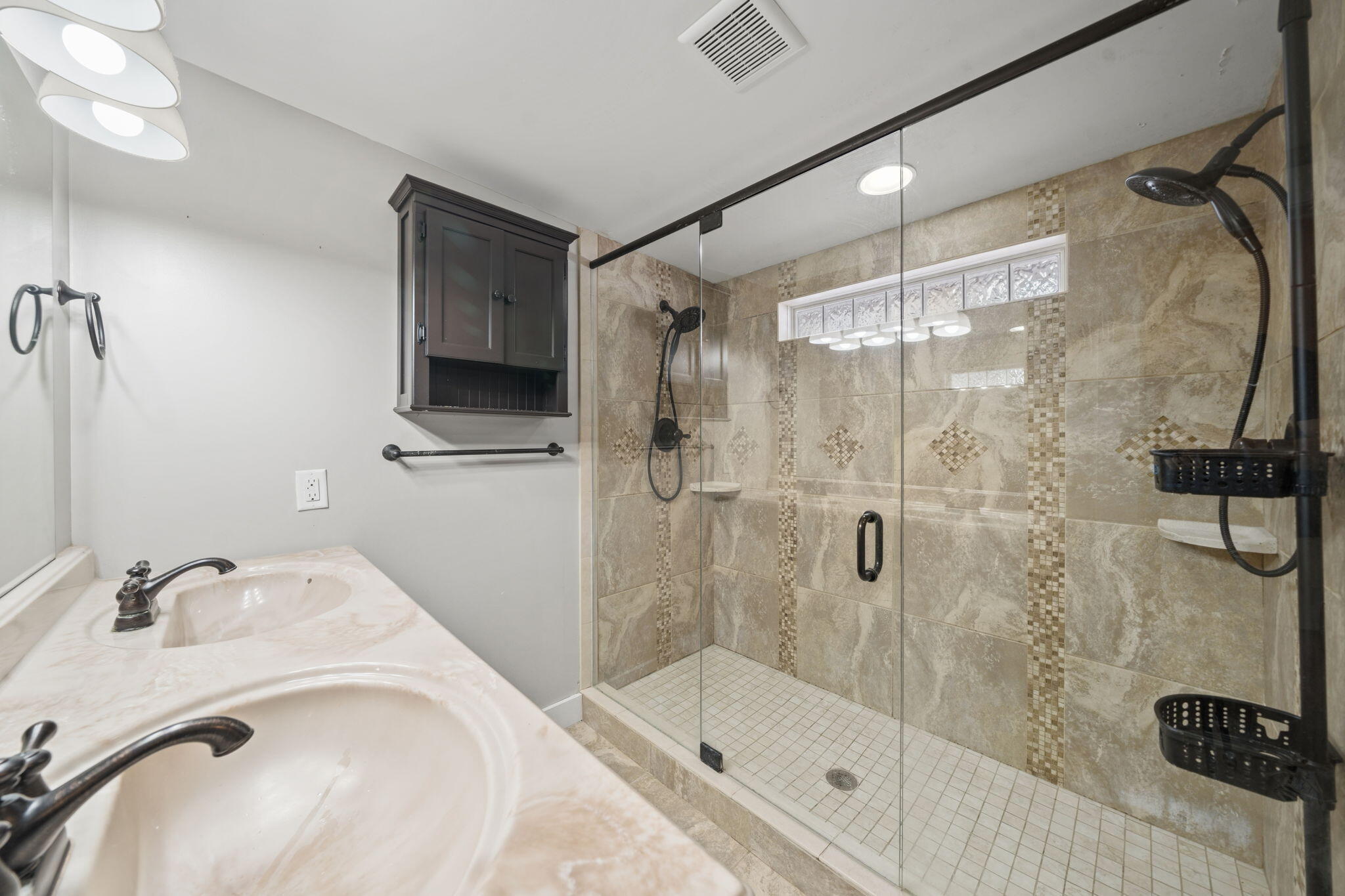 COVE TERRACE 1ST ADDN - Residential