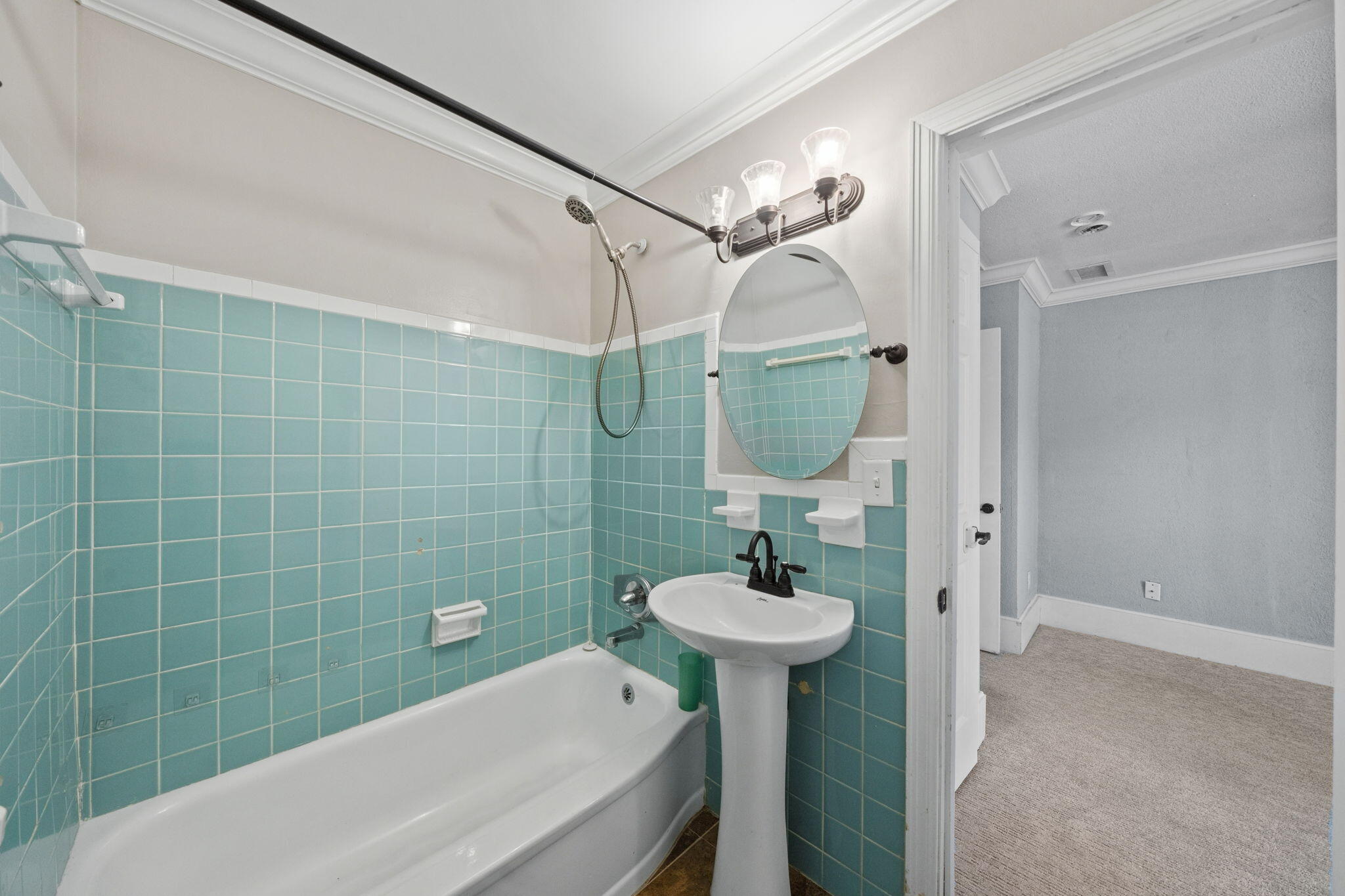 COVE TERRACE 1ST ADDN - Residential