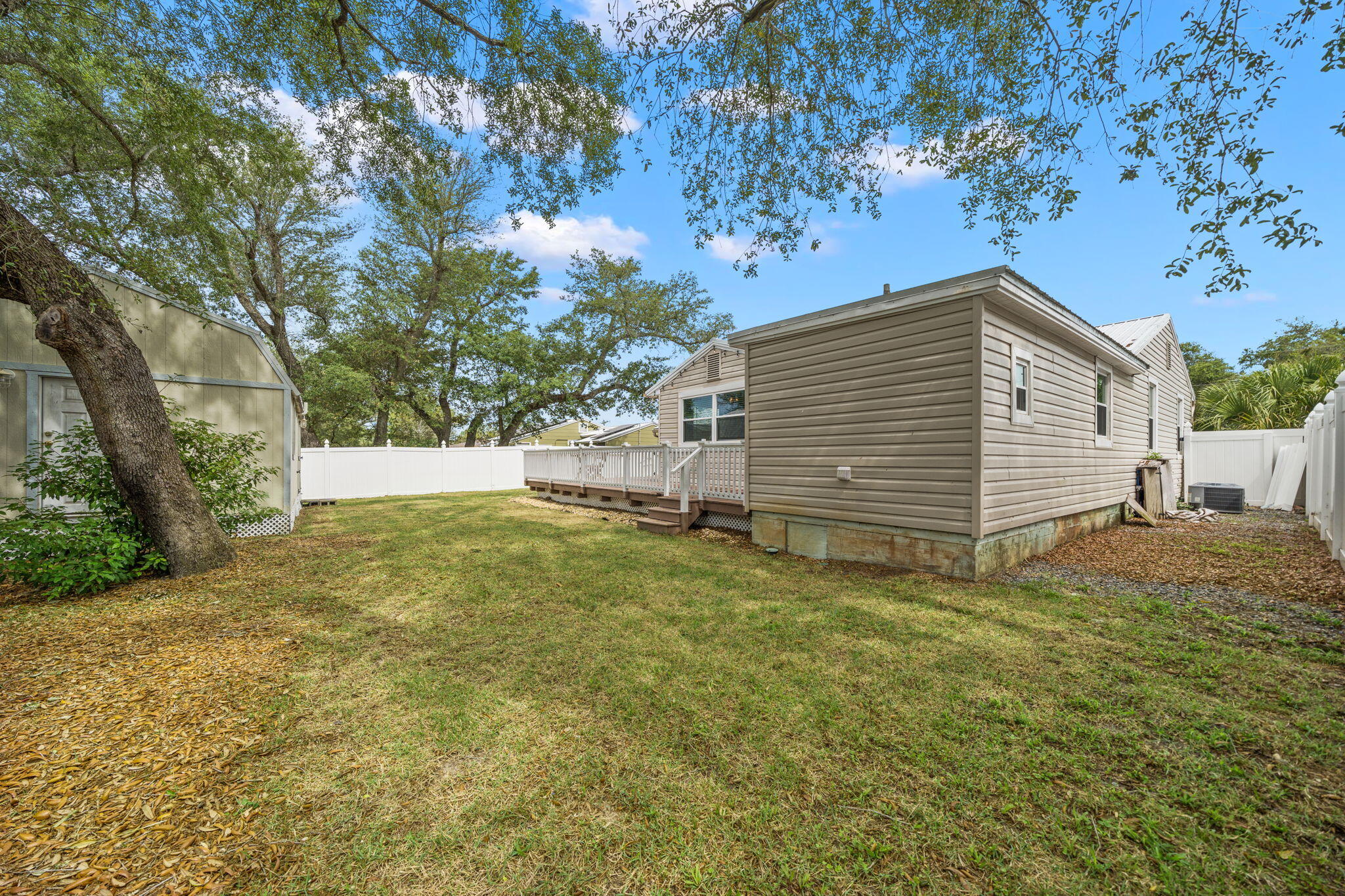 COVE TERRACE 1ST ADDN - Residential