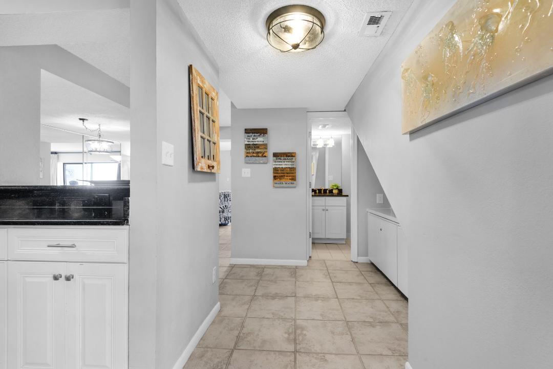 SILVER DUNES CONDO - Residential