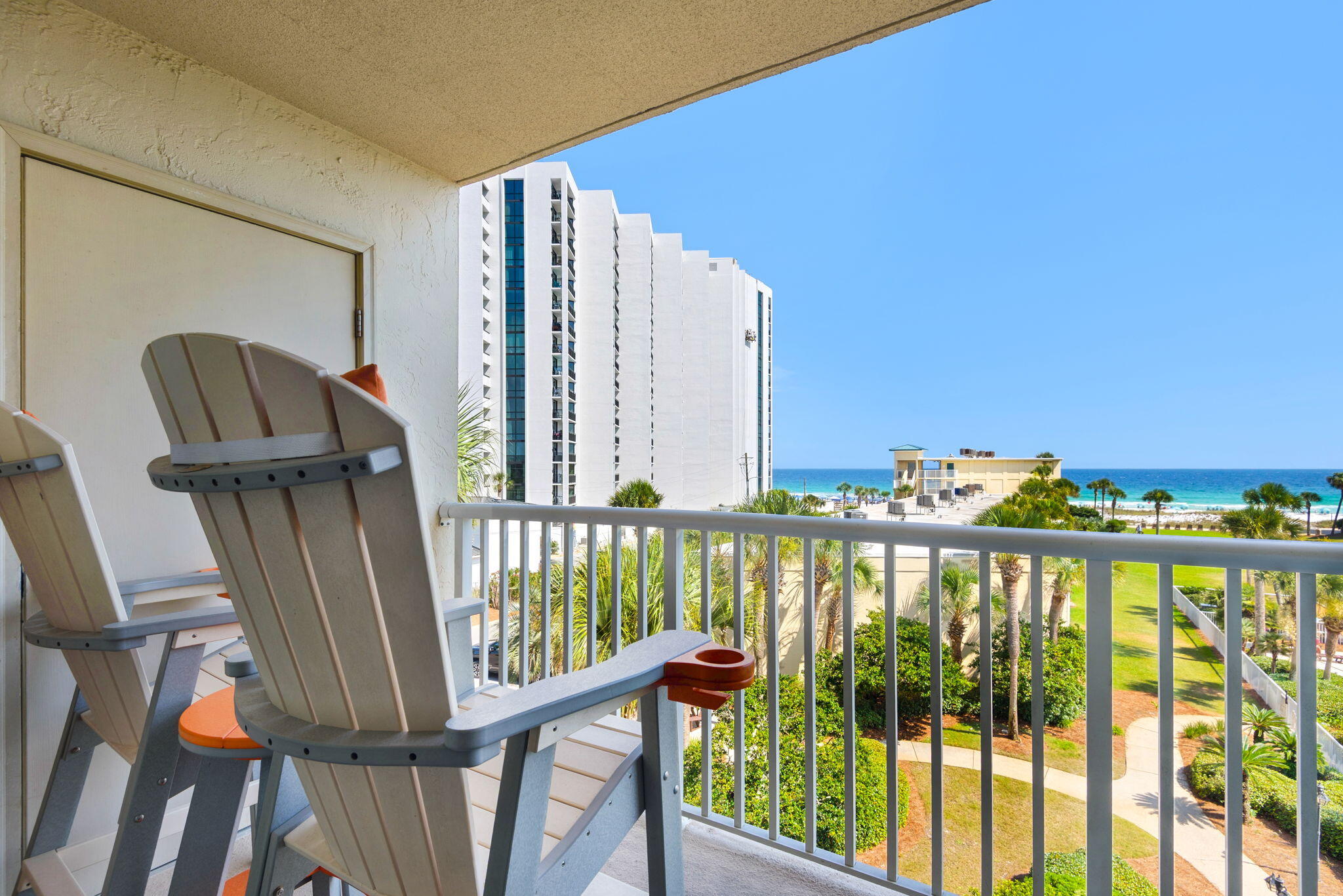 SILVER DUNES CONDO - Residential