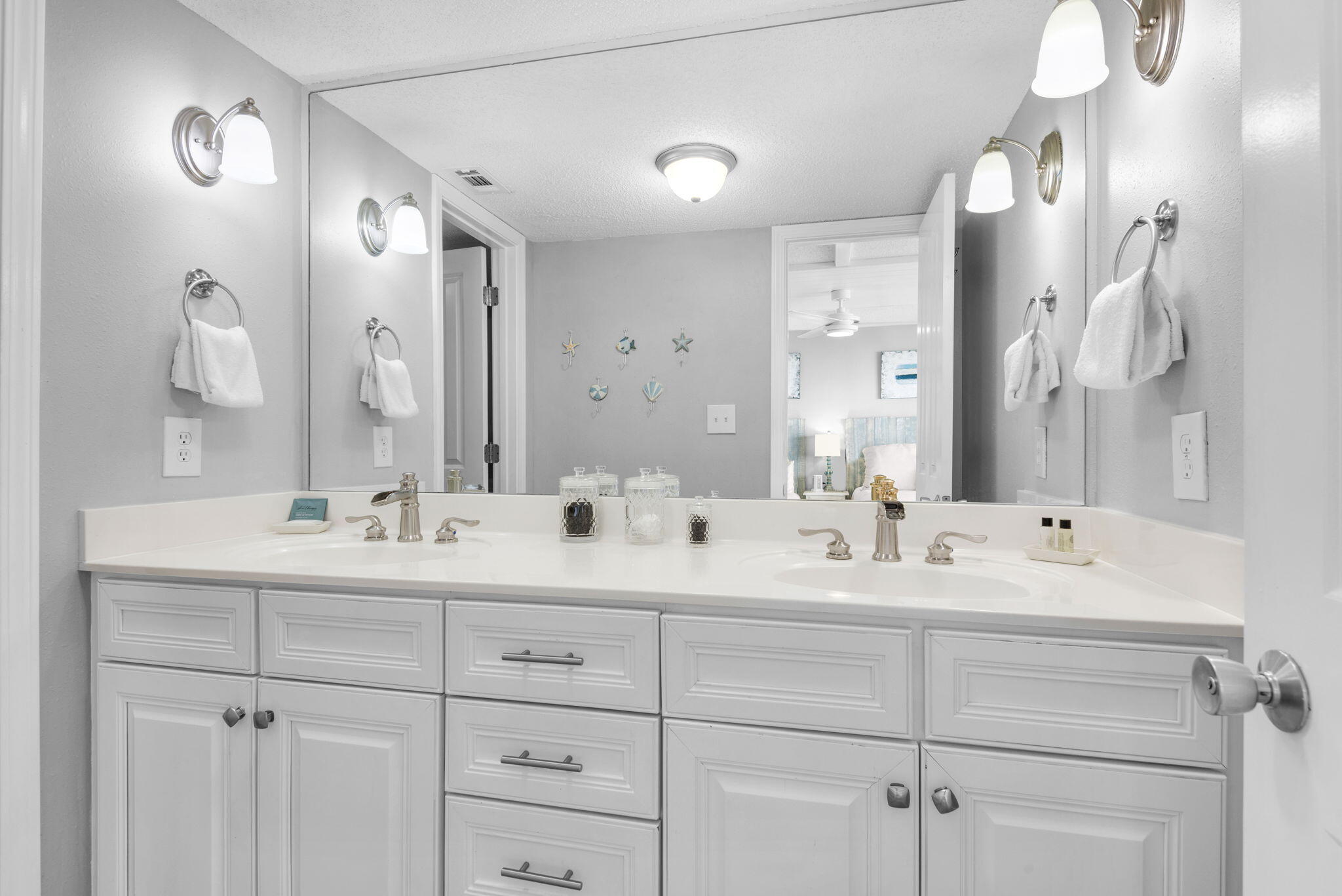 SILVER DUNES CONDO - Residential