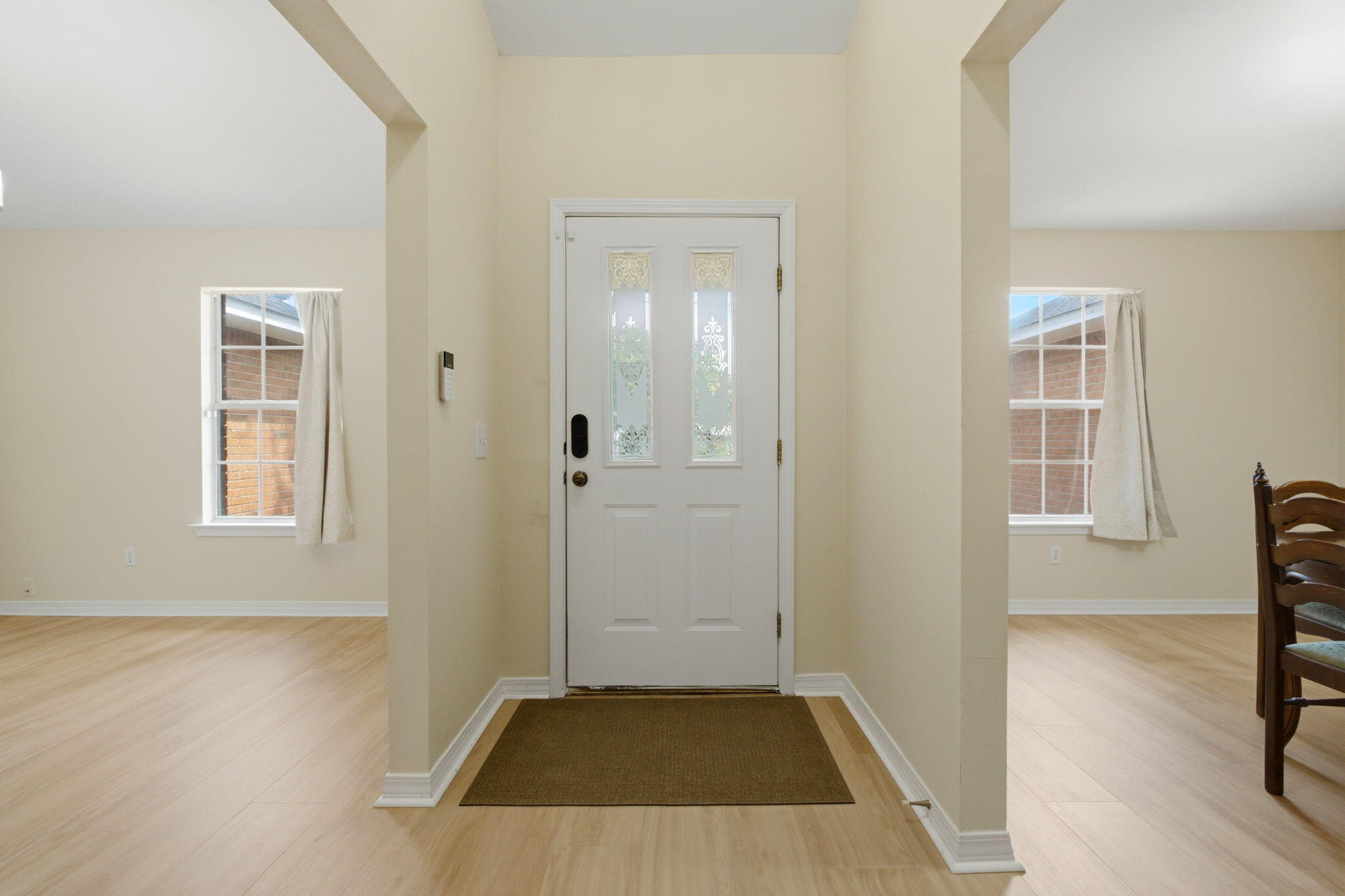 COUNTRY BREEZE EAST - Residential