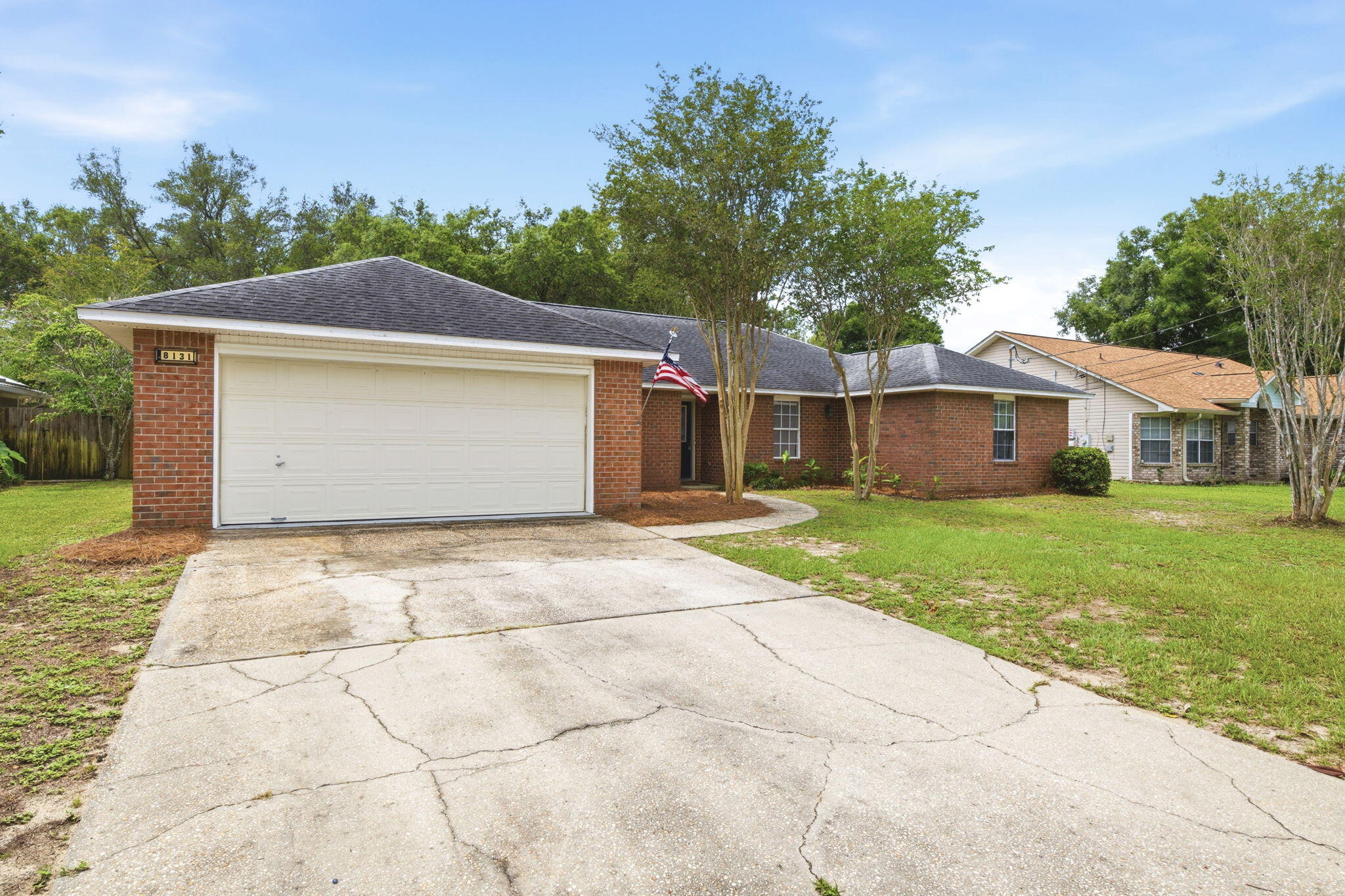 COUNTRY BREEZE EAST - Residential