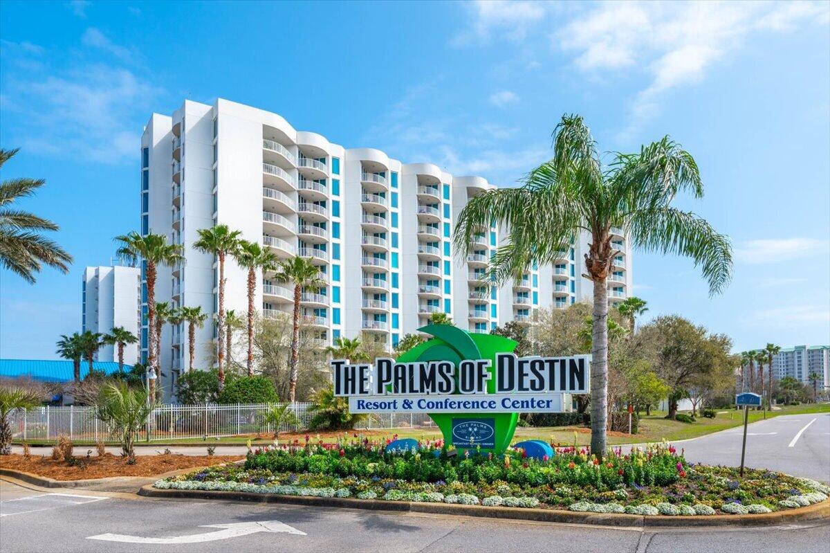 THE PALMS OF DESTIN - Residential