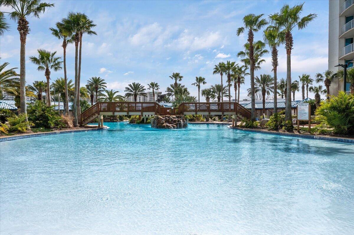 THE PALMS OF DESTIN - Residential