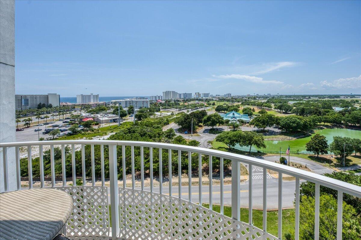 THE PALMS OF DESTIN - Residential
