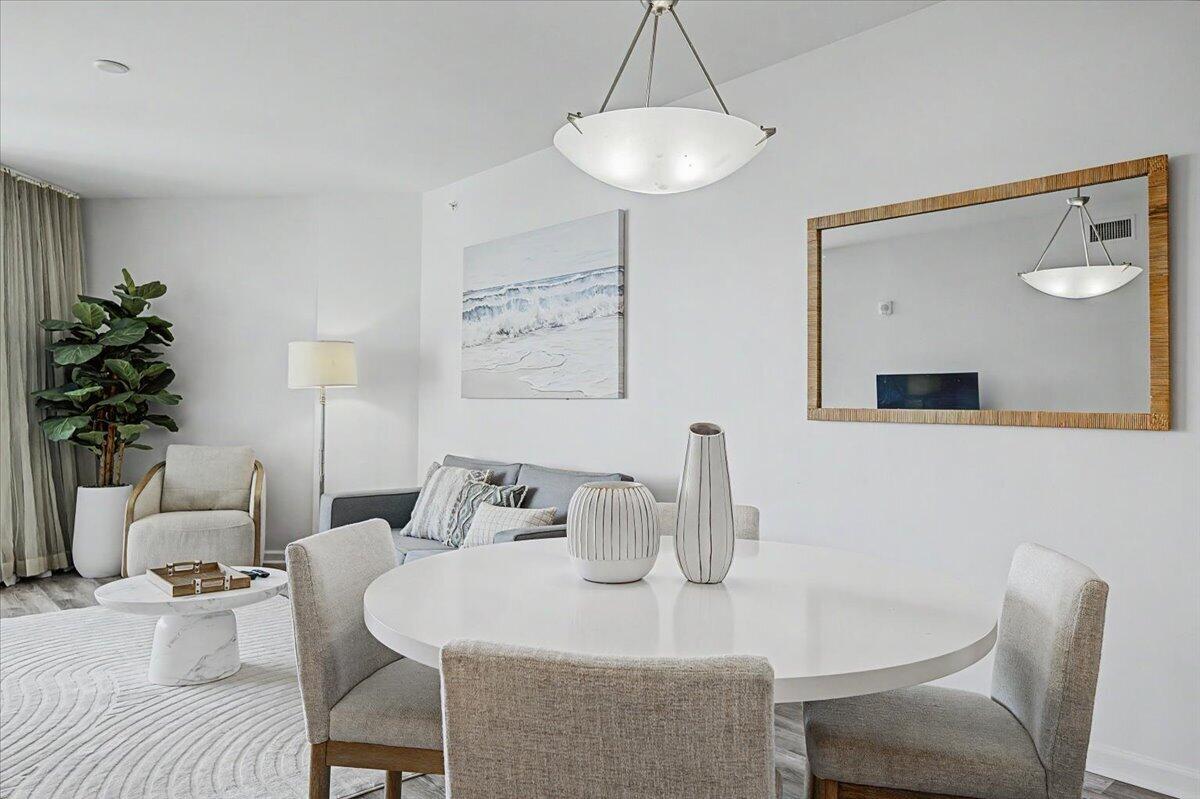 THE PALMS OF DESTIN - Residential