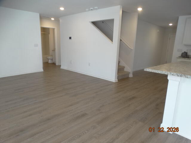 LAKERIDGE EST - Residential Lease
