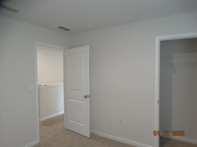 LAKERIDGE EST - Residential Lease