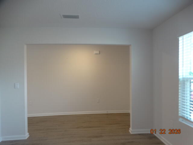 LAKERIDGE EST - Residential Lease