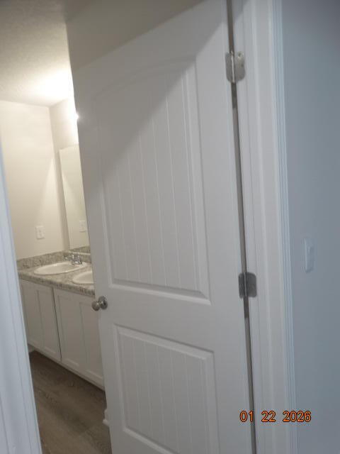 LAKERIDGE EST - Residential Lease