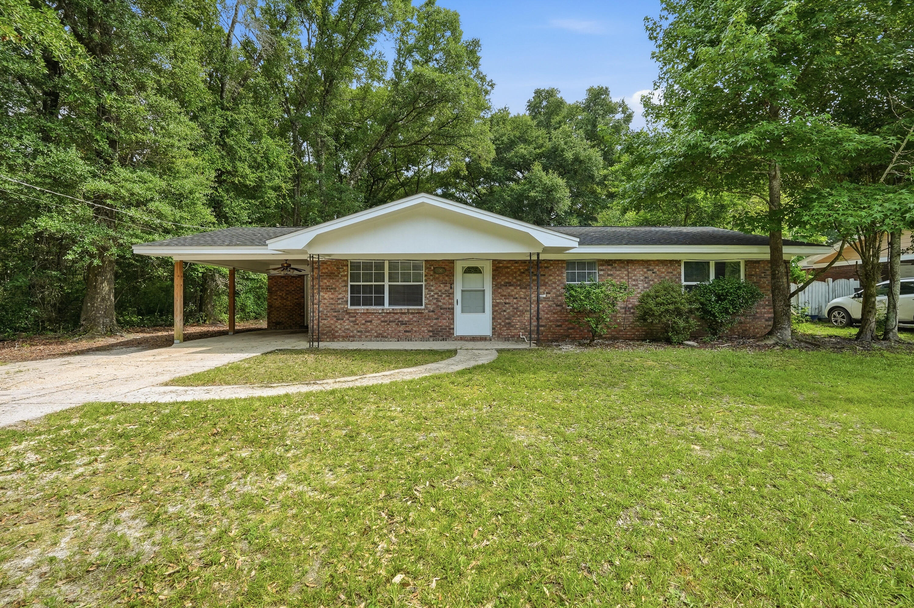 METES & BOUNDS - Residential Lease
