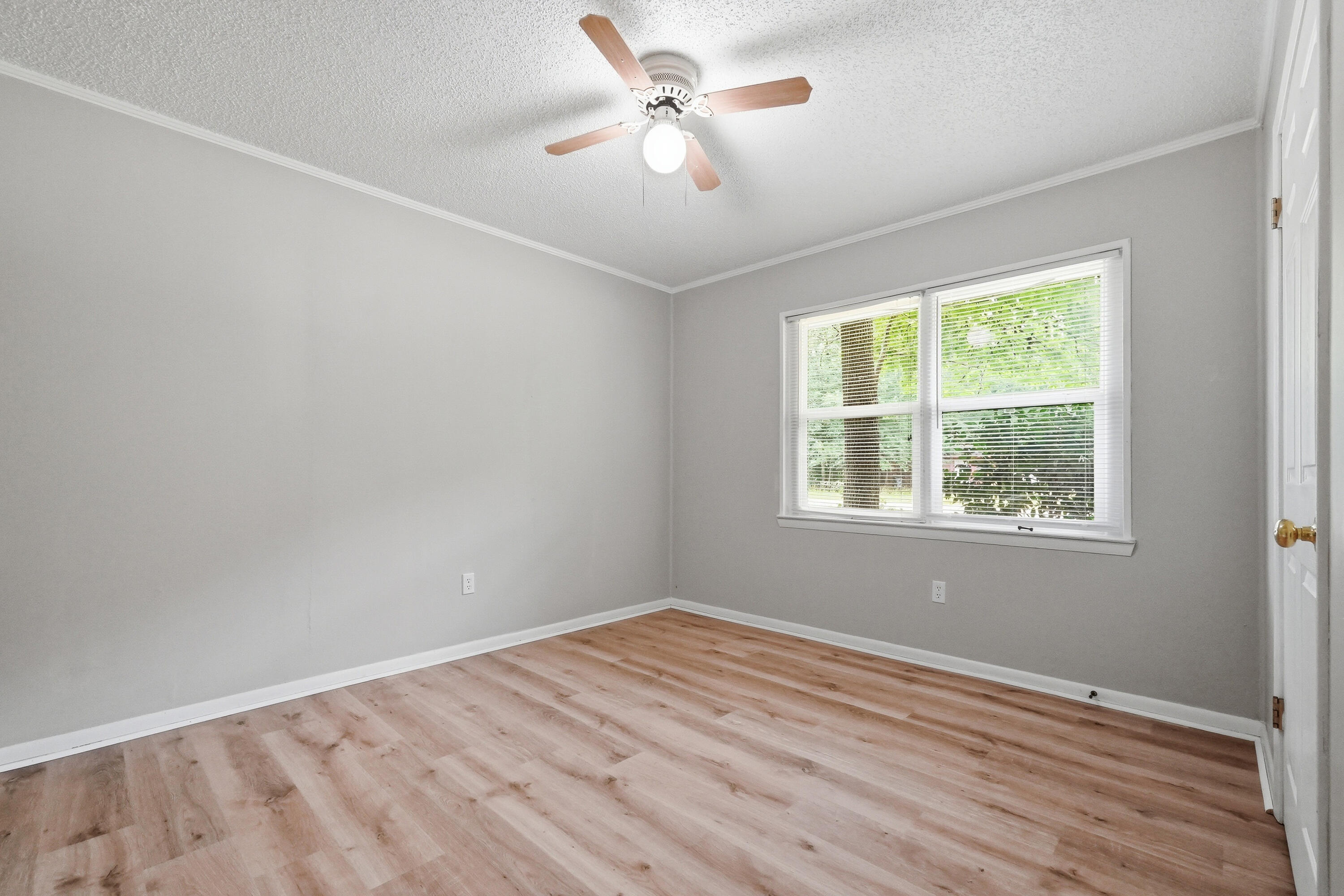 METES & BOUNDS - Residential Lease
