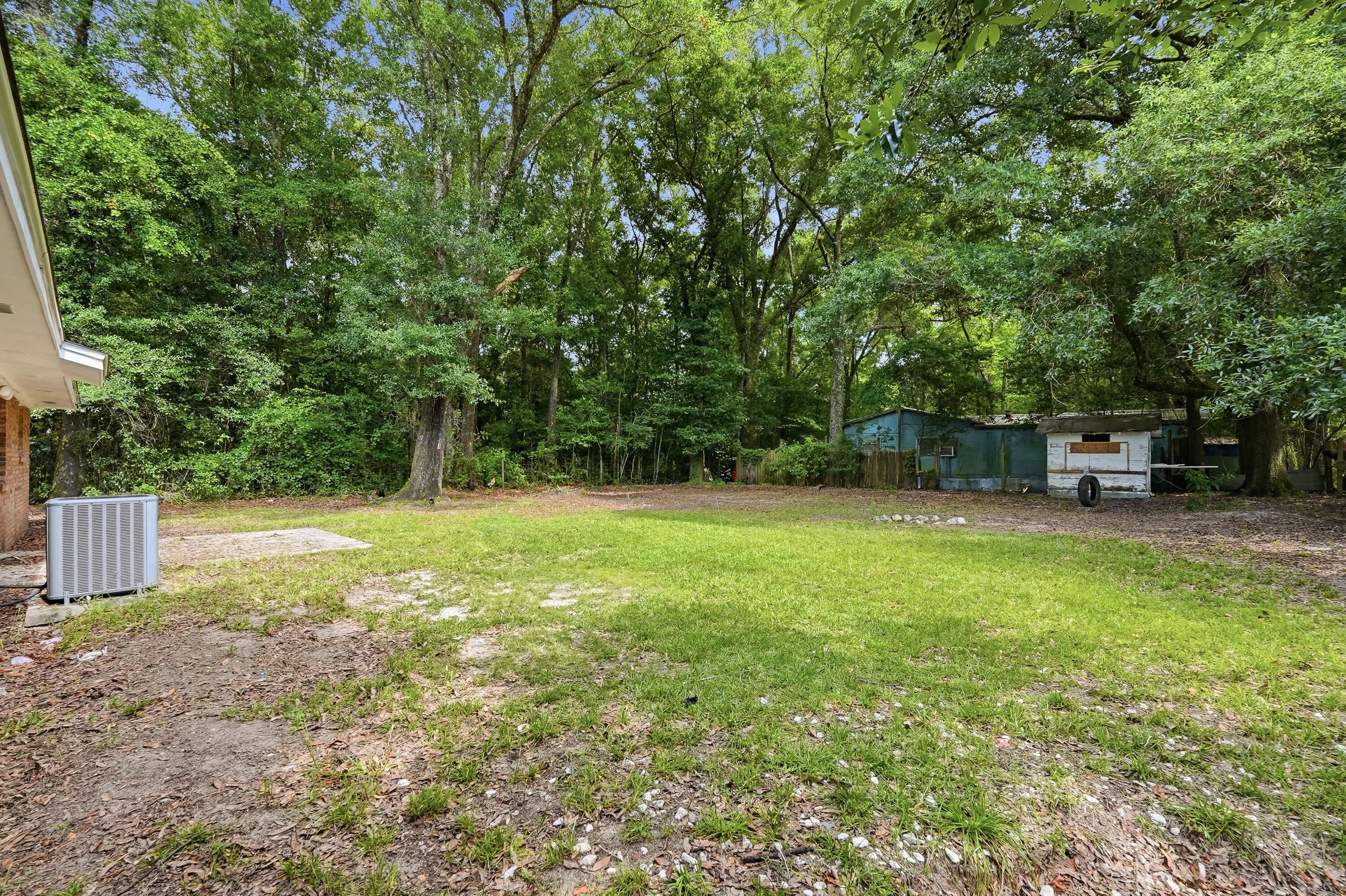 METES & BOUNDS - Residential Lease