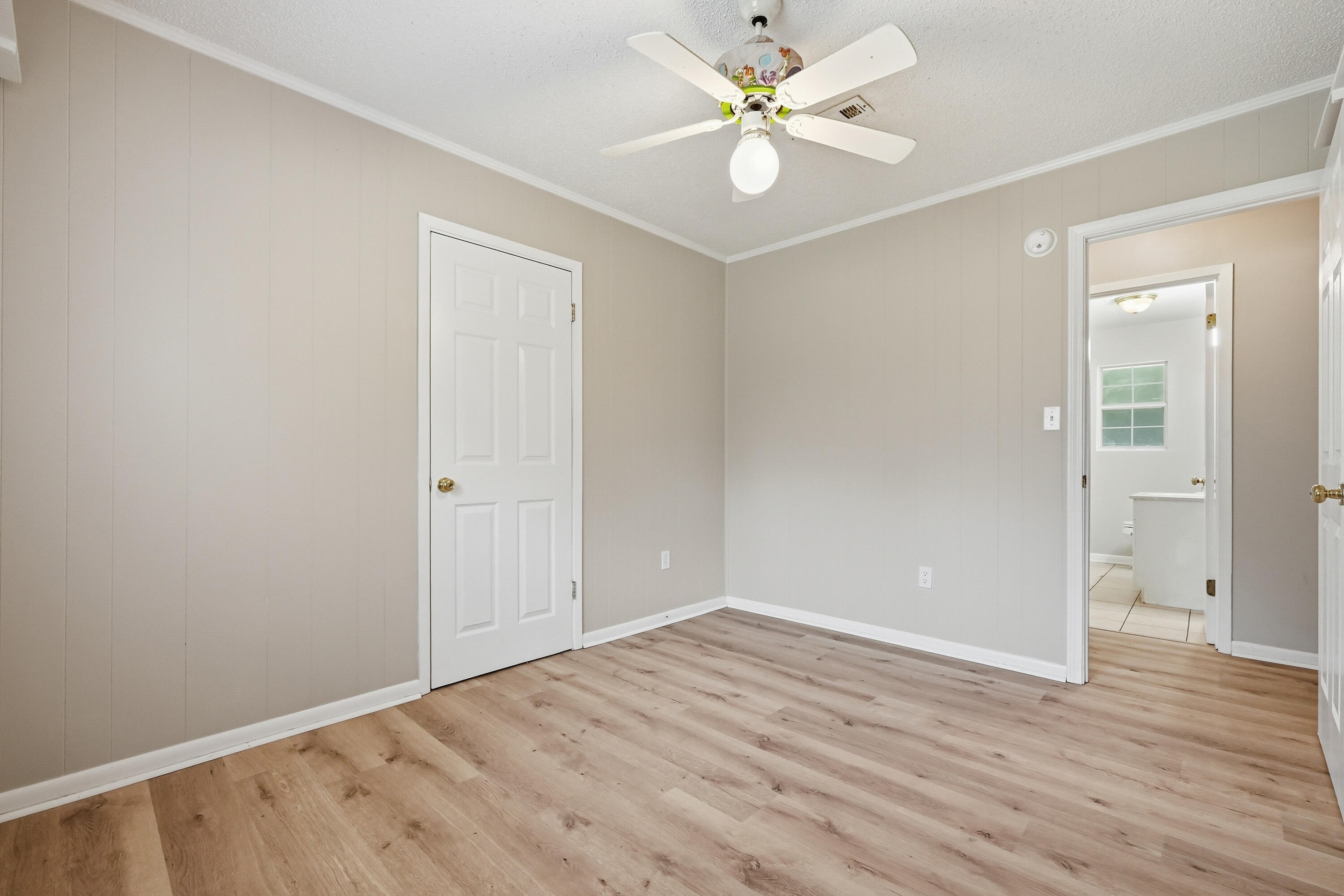 METES & BOUNDS - Residential Lease
