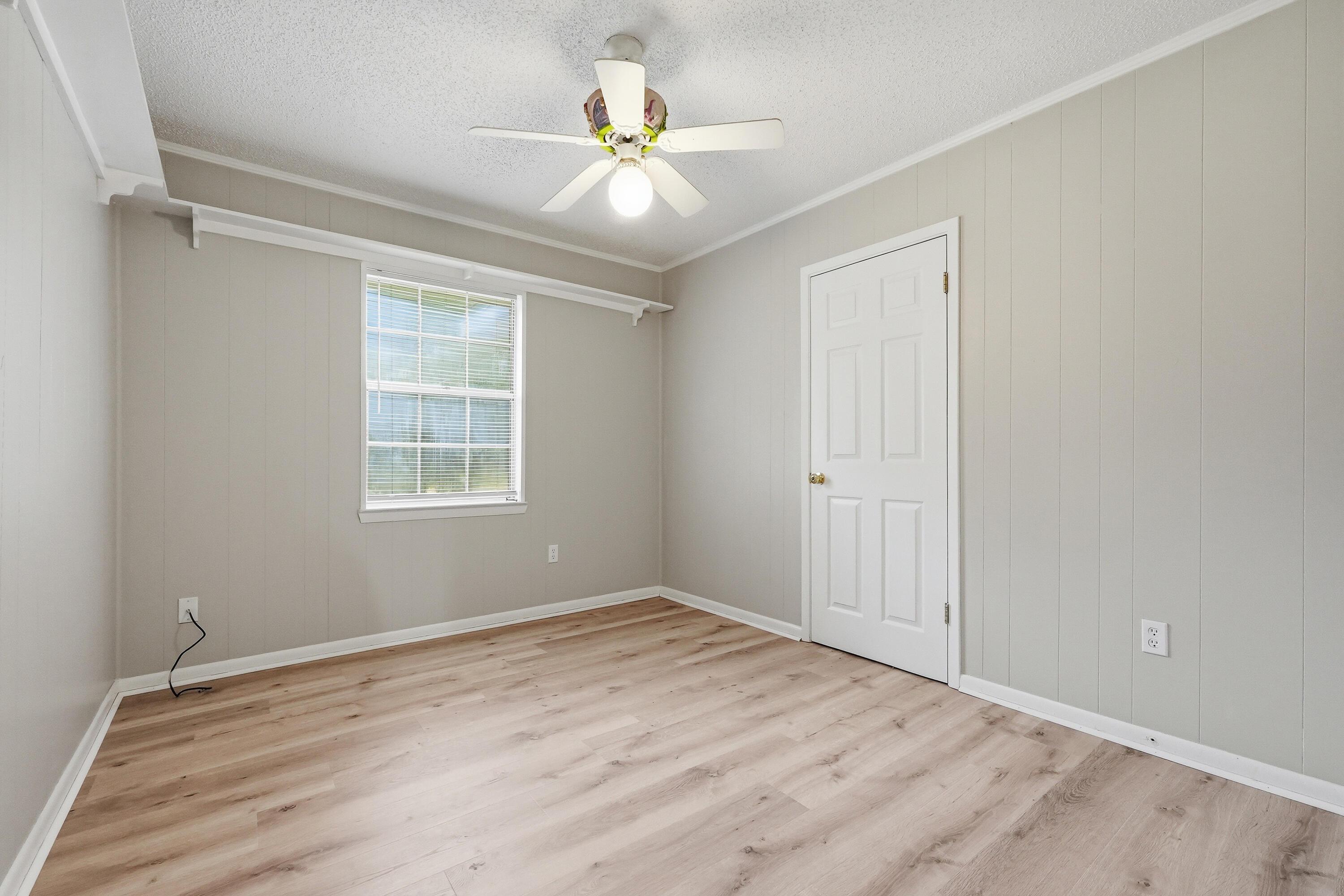 METES & BOUNDS - Residential Lease