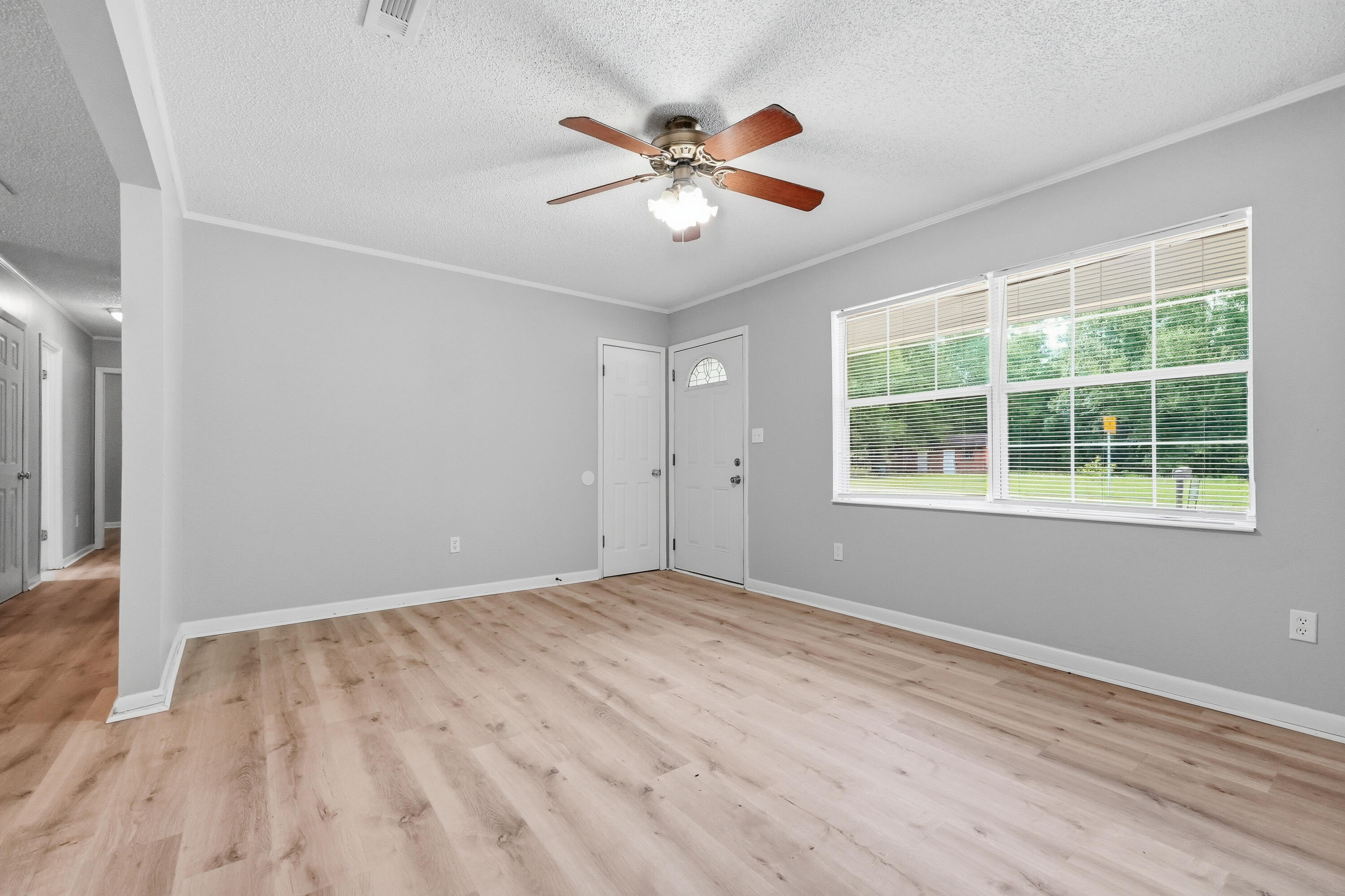 METES & BOUNDS - Residential Lease