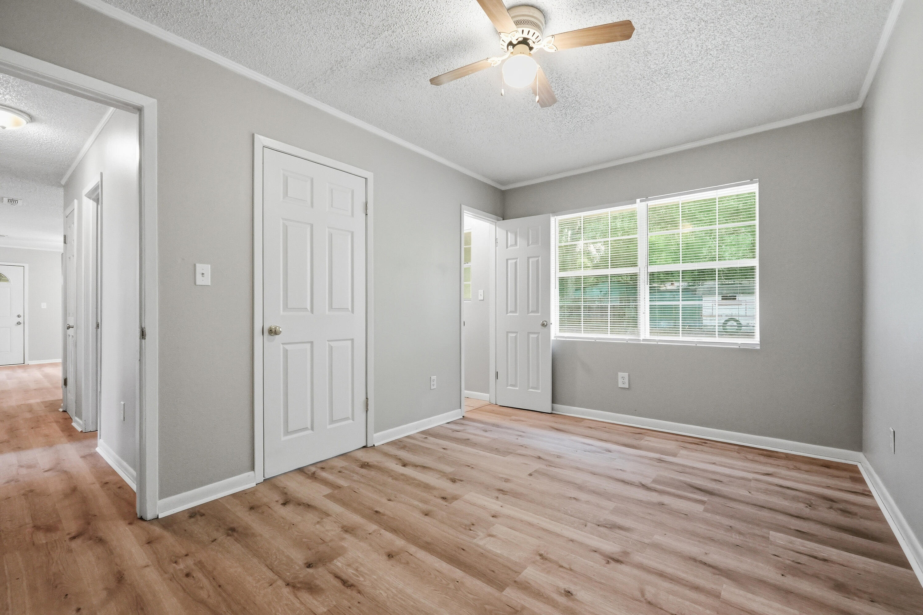 METES & BOUNDS - Residential Lease