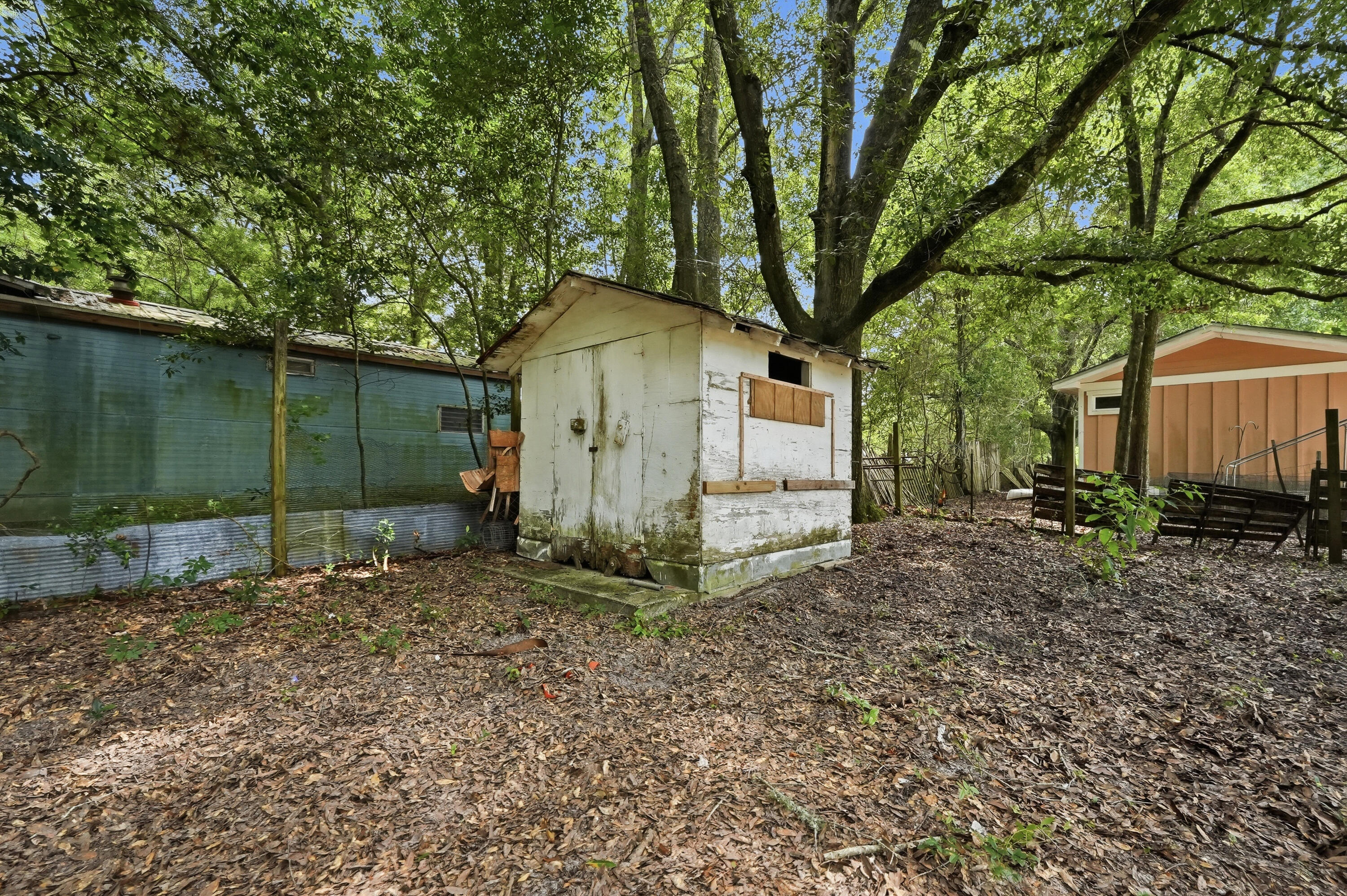 METES & BOUNDS - Residential Lease