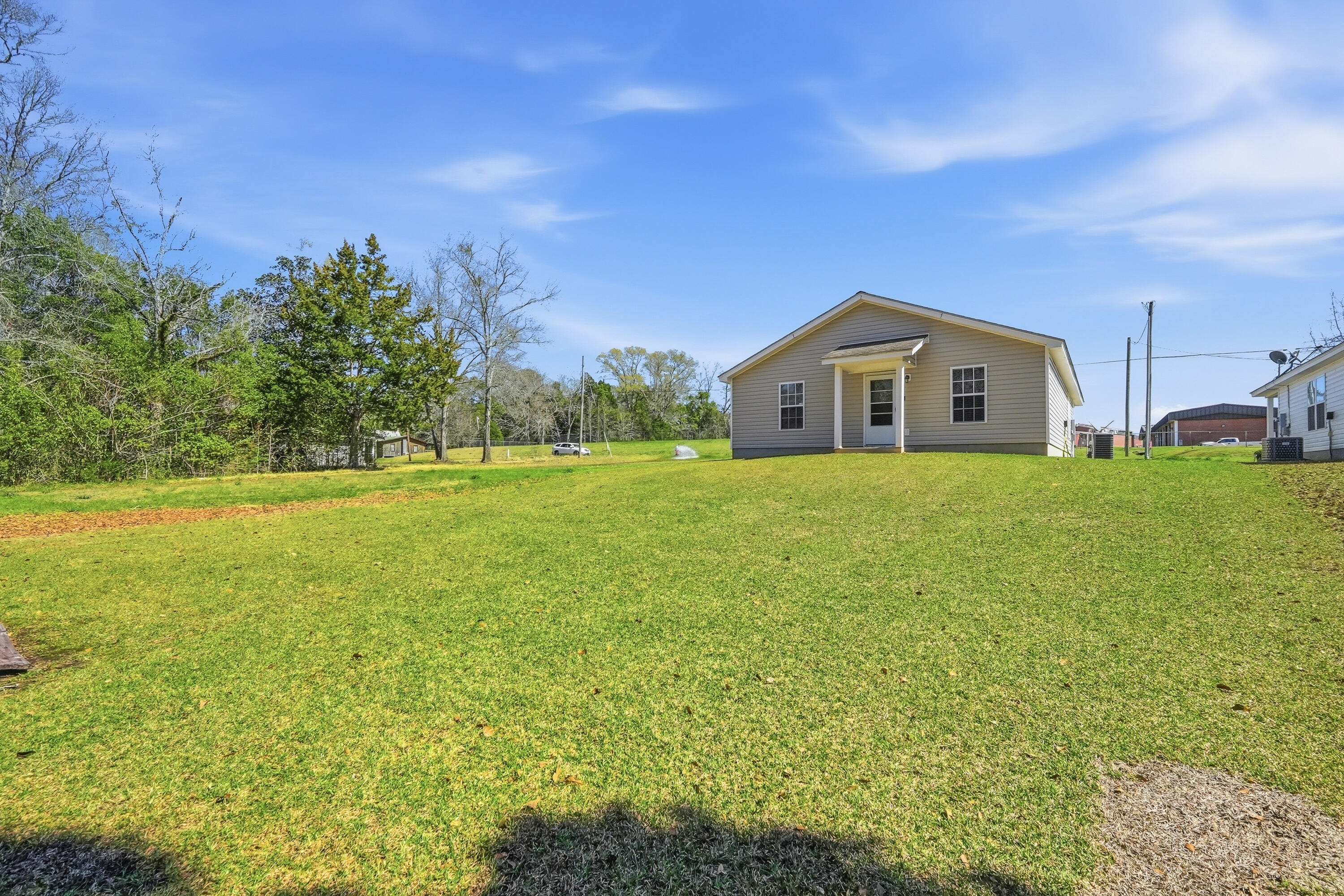NO RECORDED SUBDIVISION - Residential