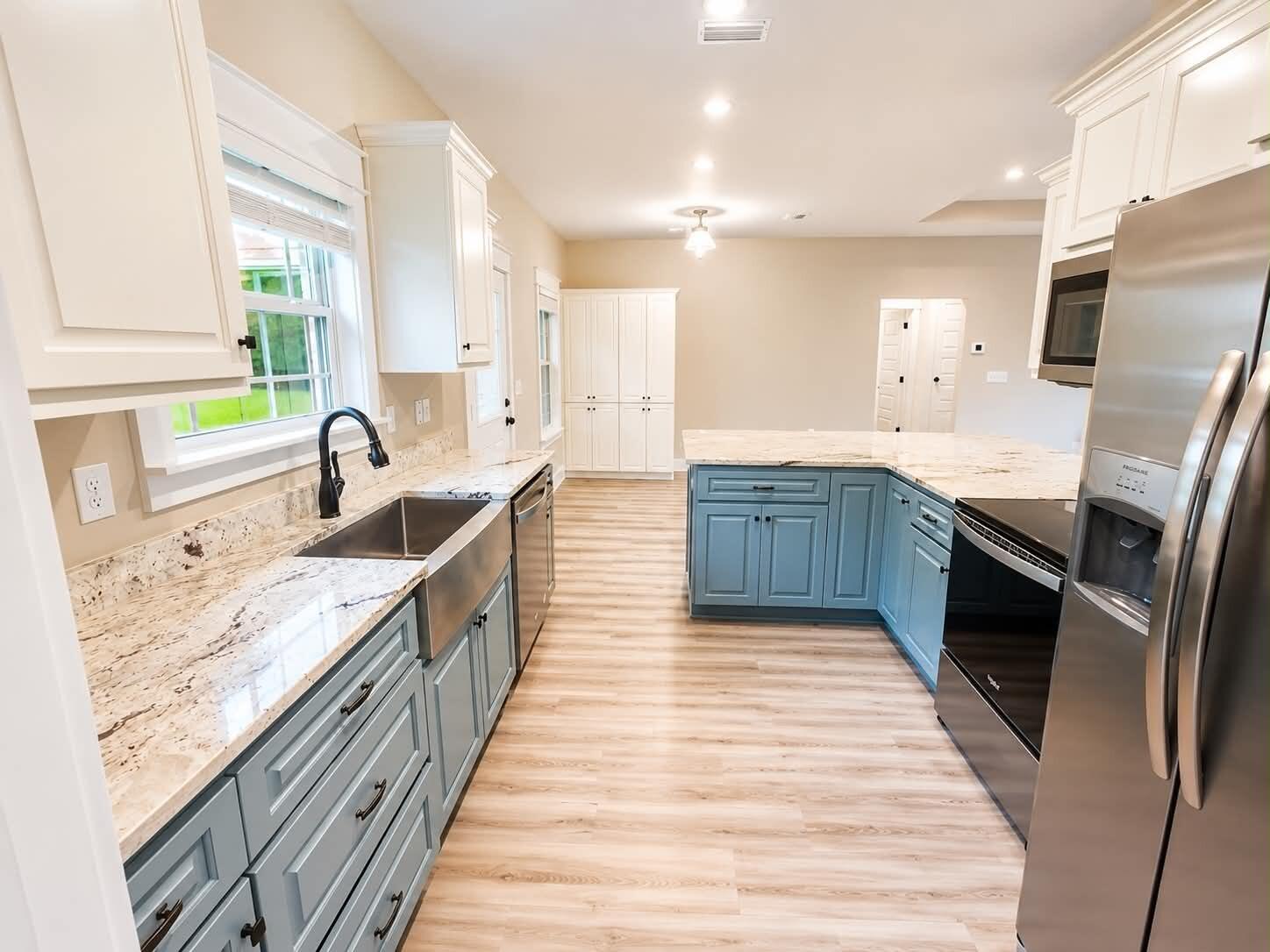 HUNTERS CREEK - Residential