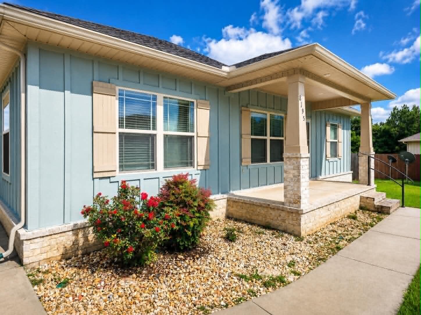 HUNTERS CREEK - Residential