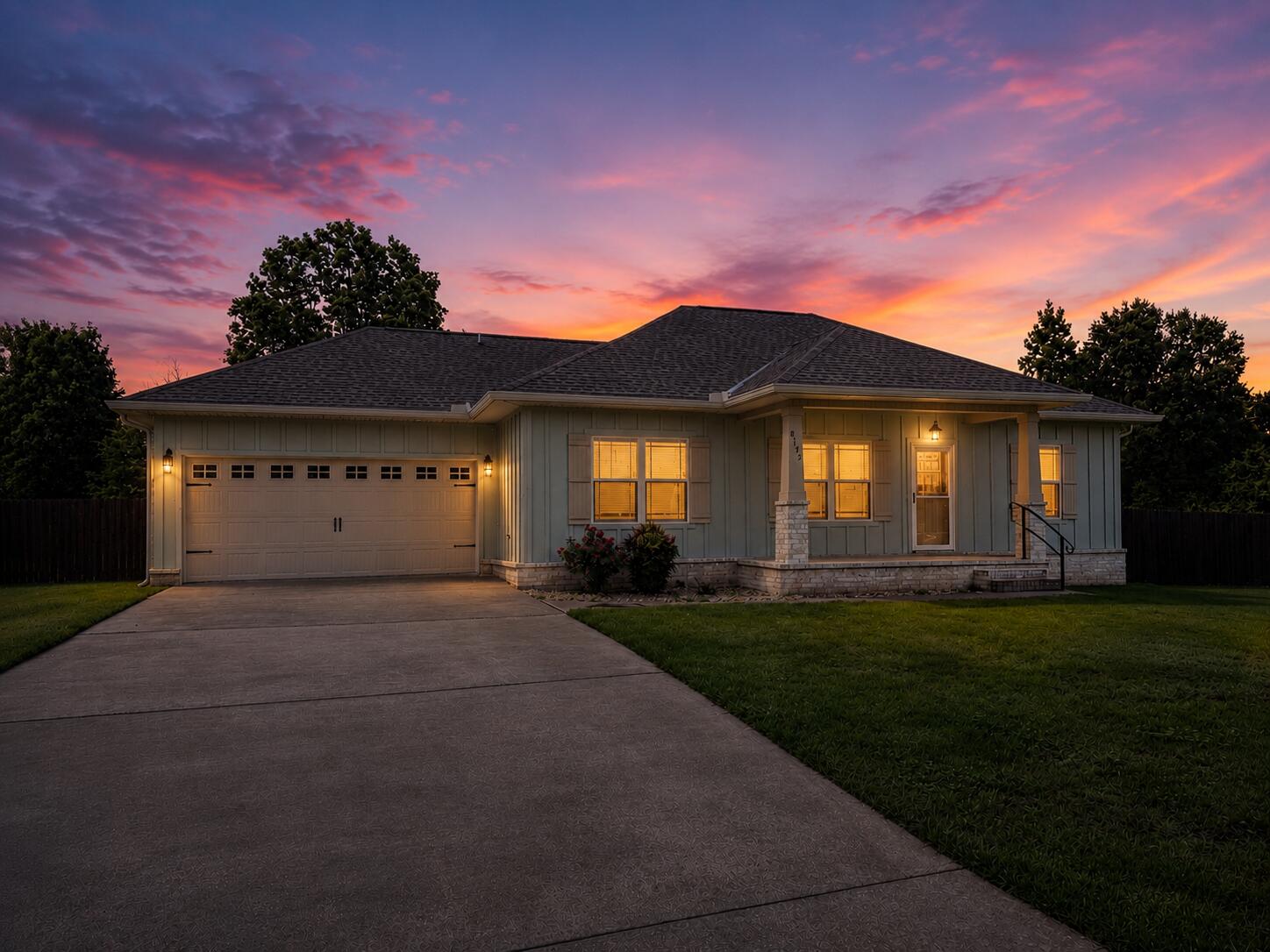 HUNTERS CREEK - Residential