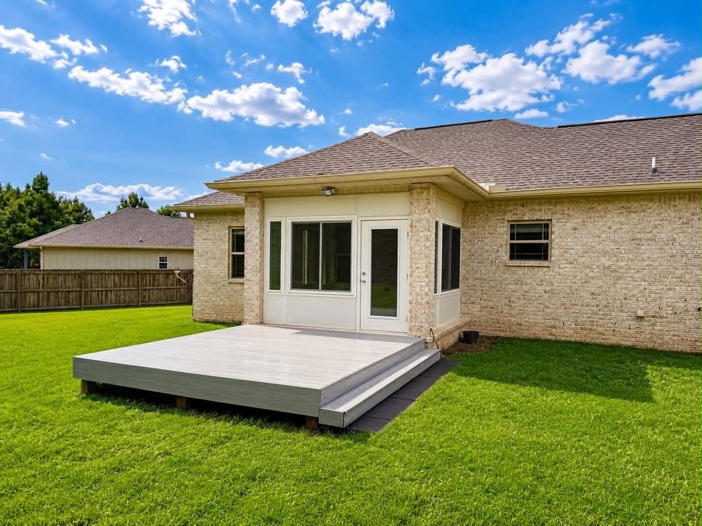 HUNTERS CREEK - Residential