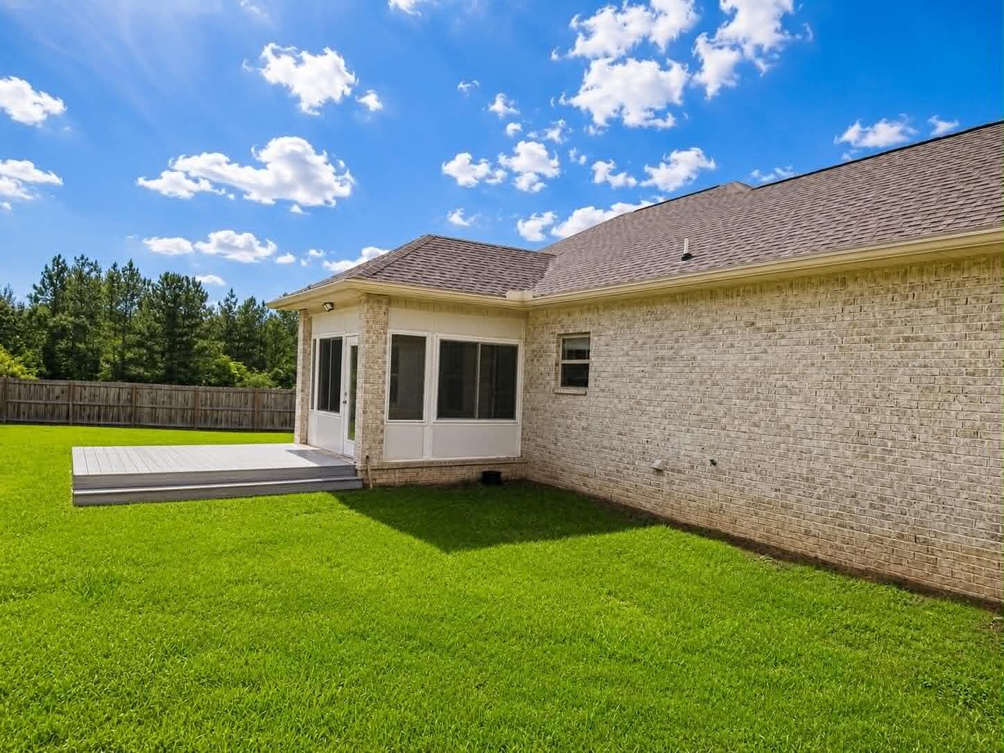 HUNTERS CREEK - Residential