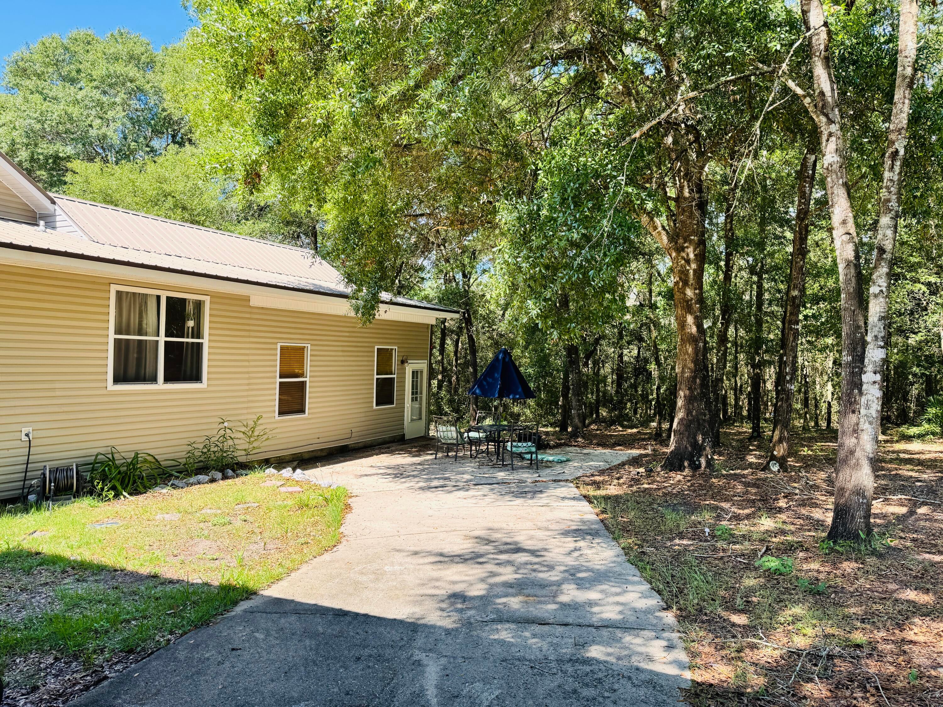 DEFUNIAK COUNTRY CLUB ESTATES - Residential Lease