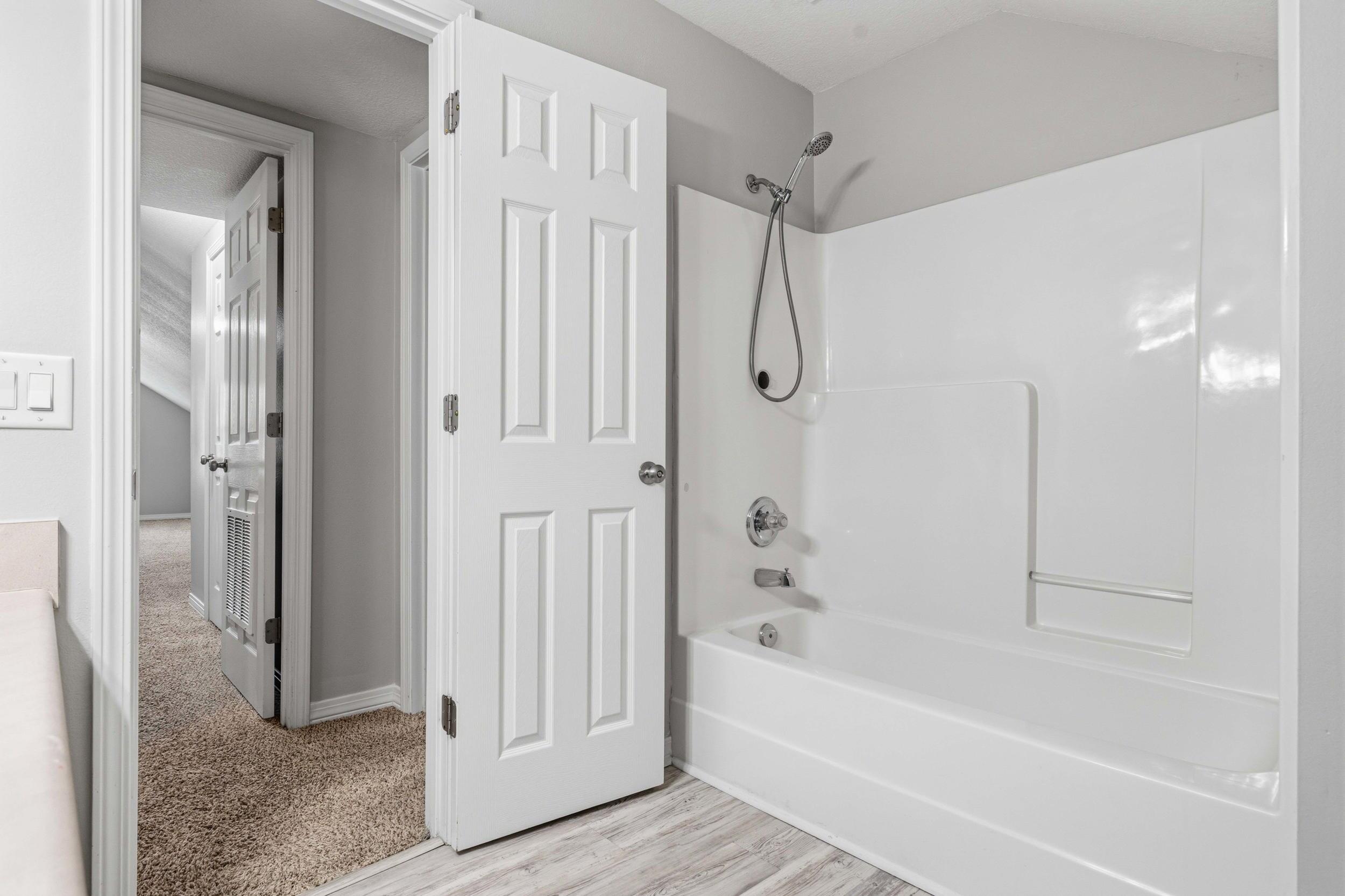 RIVERCHASE S/D PH 2 - Residential