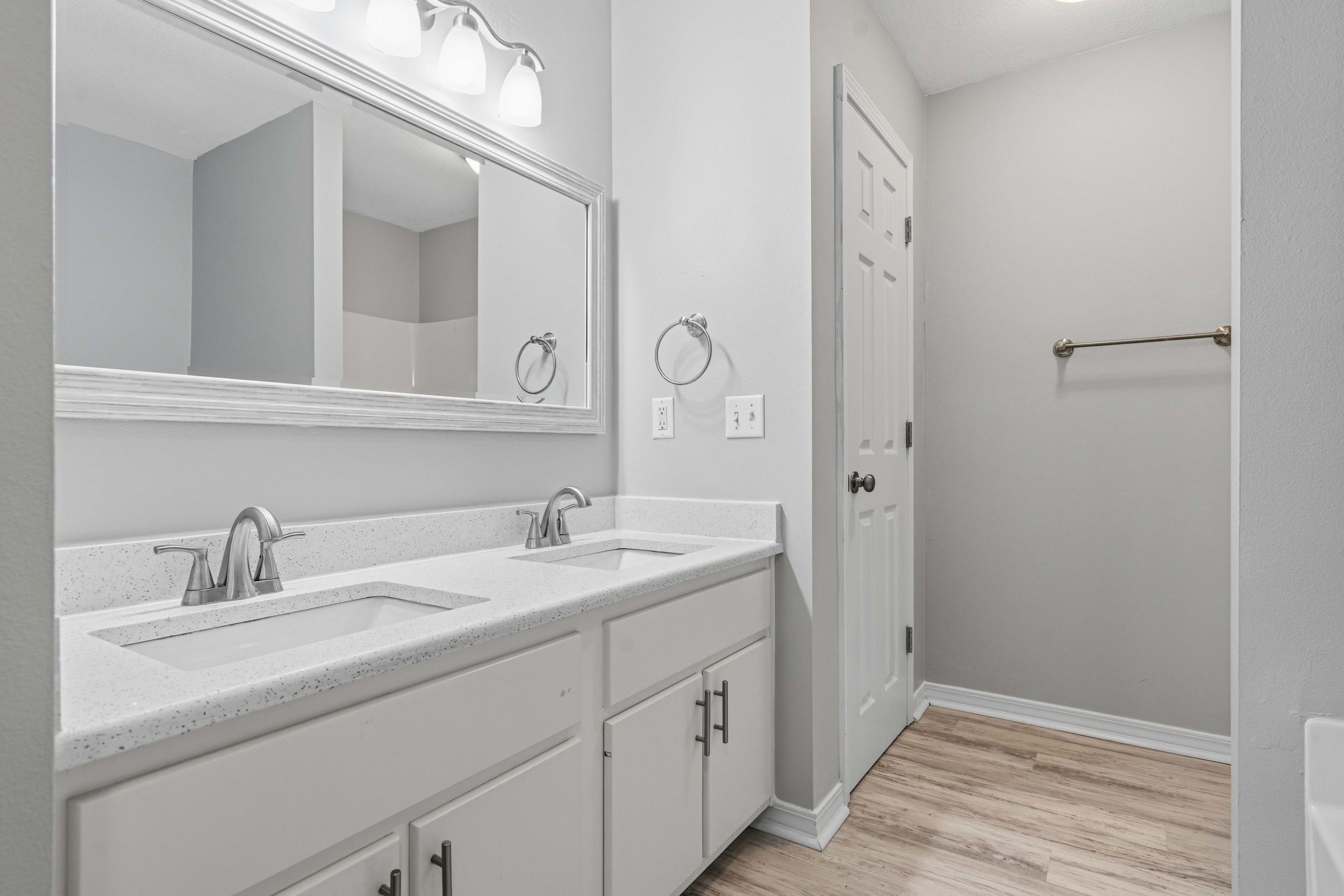 RIVERCHASE S/D PH 2 - Residential