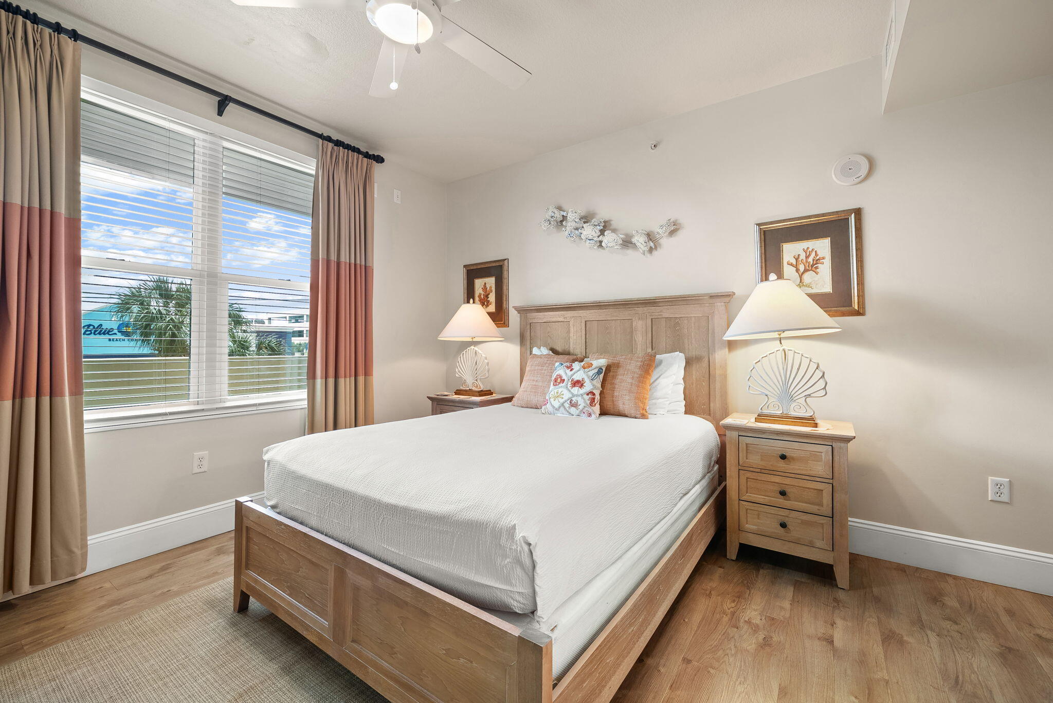 AQUA BEACHSIDE RESORT - Residential