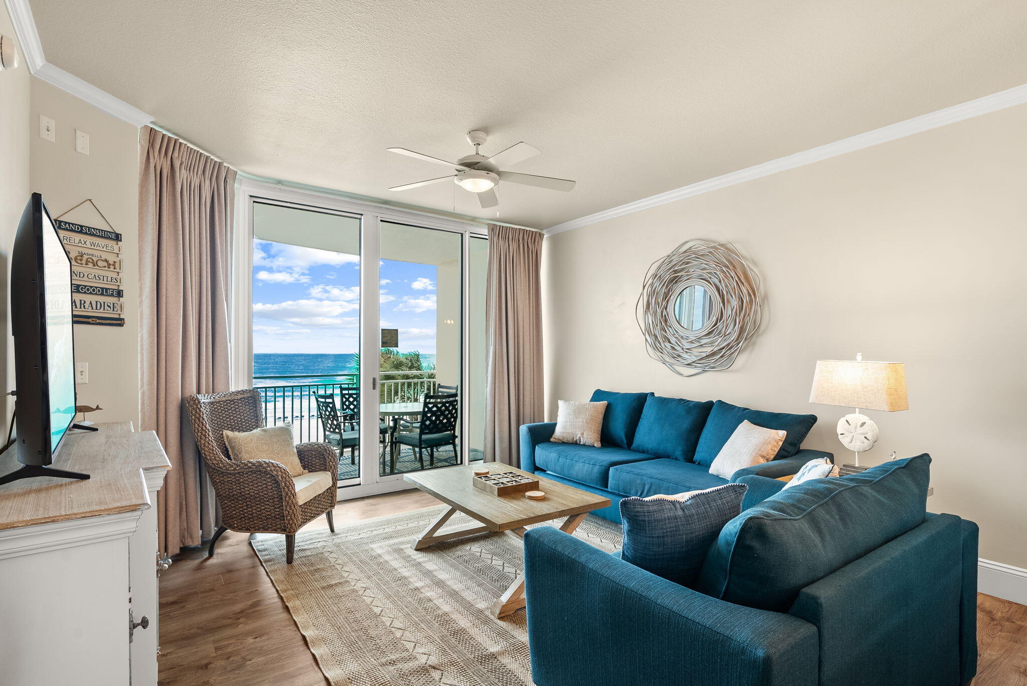 AQUA BEACHSIDE RESORT - Residential