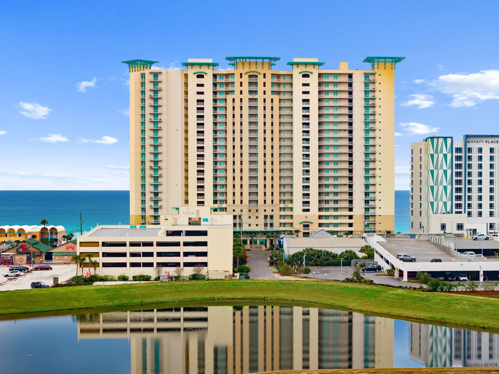 AQUA BEACHSIDE RESORT - Residential