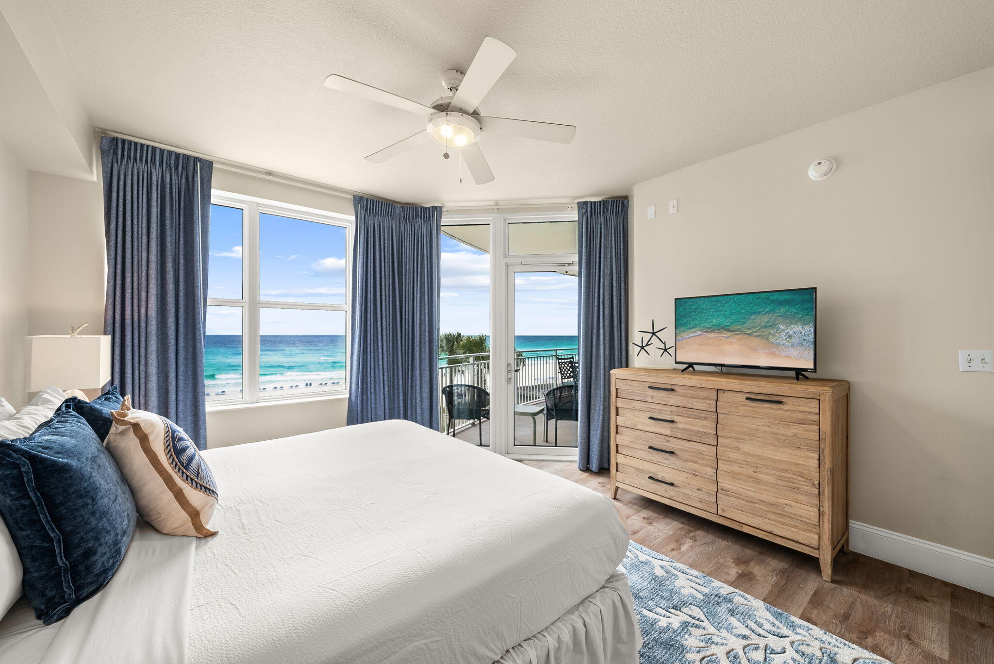 AQUA BEACHSIDE RESORT - Residential