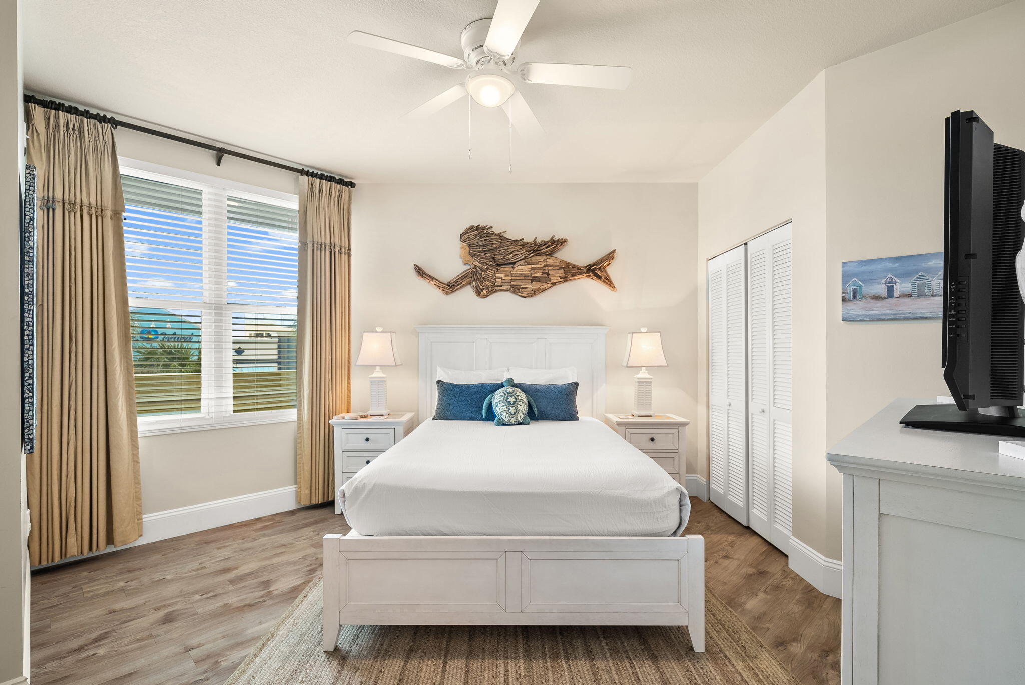 AQUA BEACHSIDE RESORT - Residential